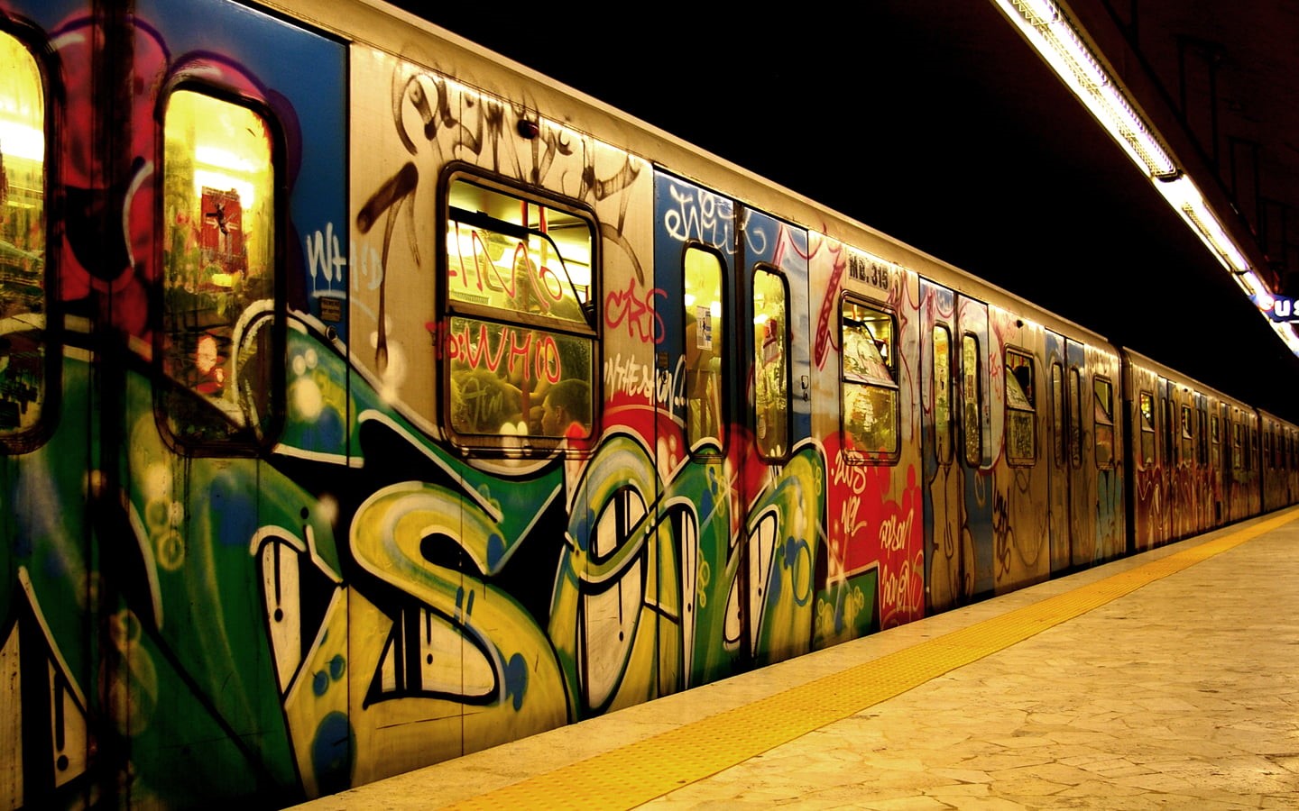 city, public transportation, subway, rail transportation, architecture, window, train - vehicle, subway train, train station, transportation, art and craft, HD Wallpaper