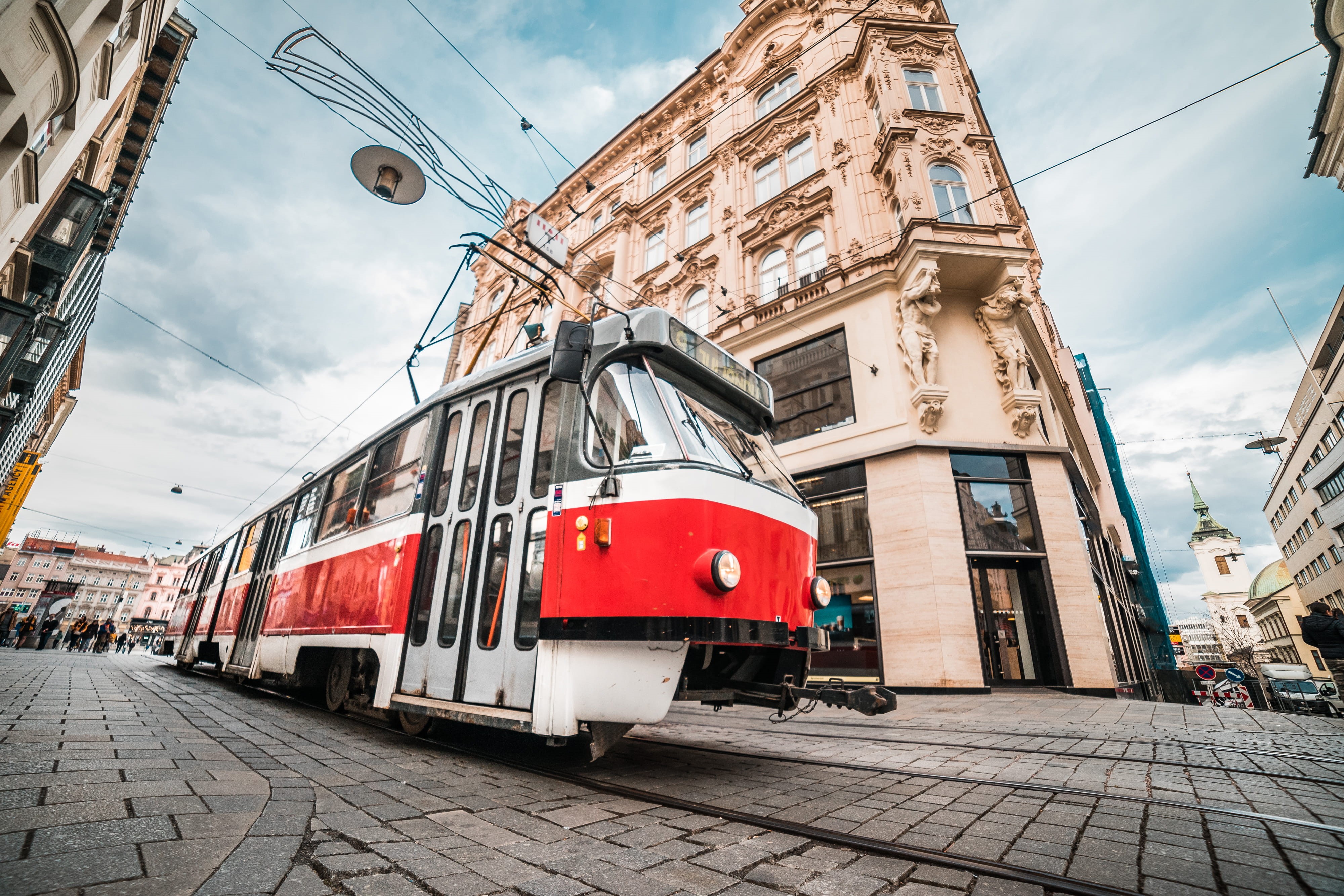 travel Destinations, rail transportation, building exterior, railroad Station Platform, cloud - sky, traffic, cityscape, republic, street, tramway, built structure, HD Wallpaper