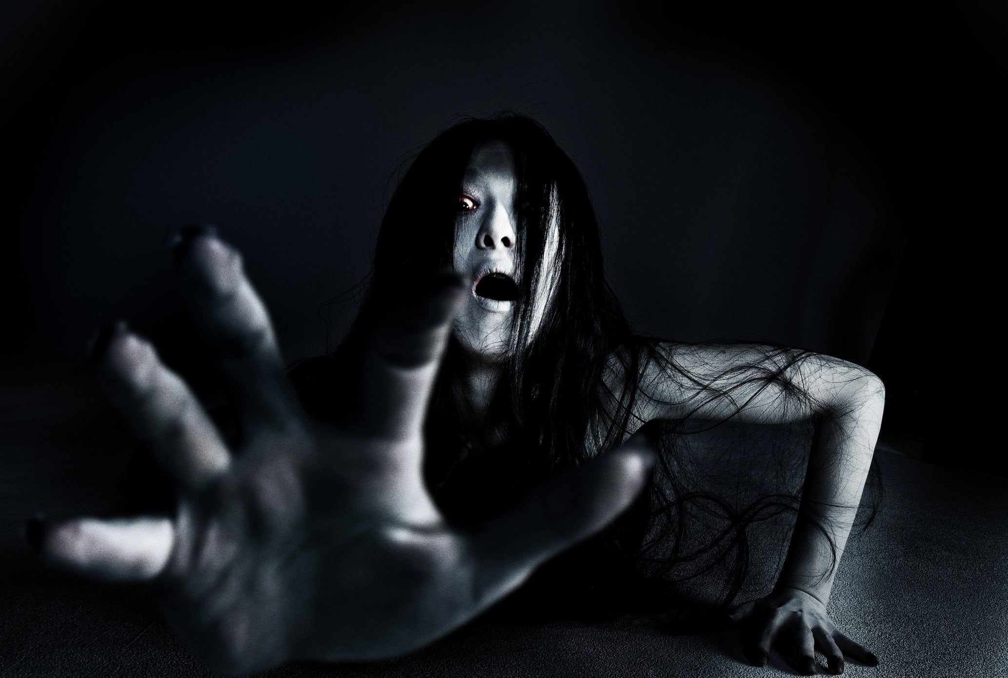 women, indoors, creepy, evil, one person, dark, contemplation, adult, looking at camera, 1080P, headshot, shirtless, looking, fear, portrait, young adult, HD Wallpaper