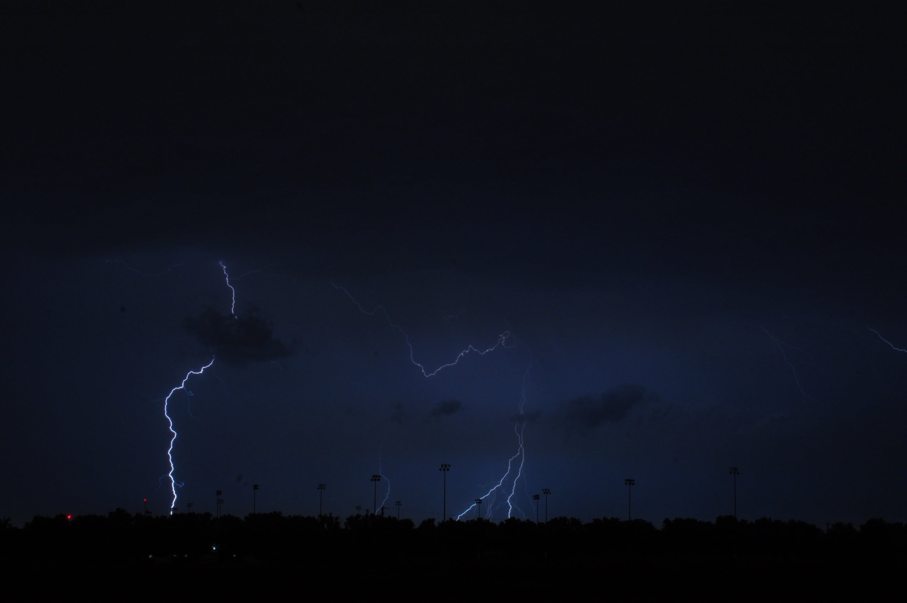 no people, cloud - sky, striking, scenic, danger, powerful, nature, outdoor, lightening, 2K, weather, warning sign, thunder, landscape, power in nature, HD Wallpaper