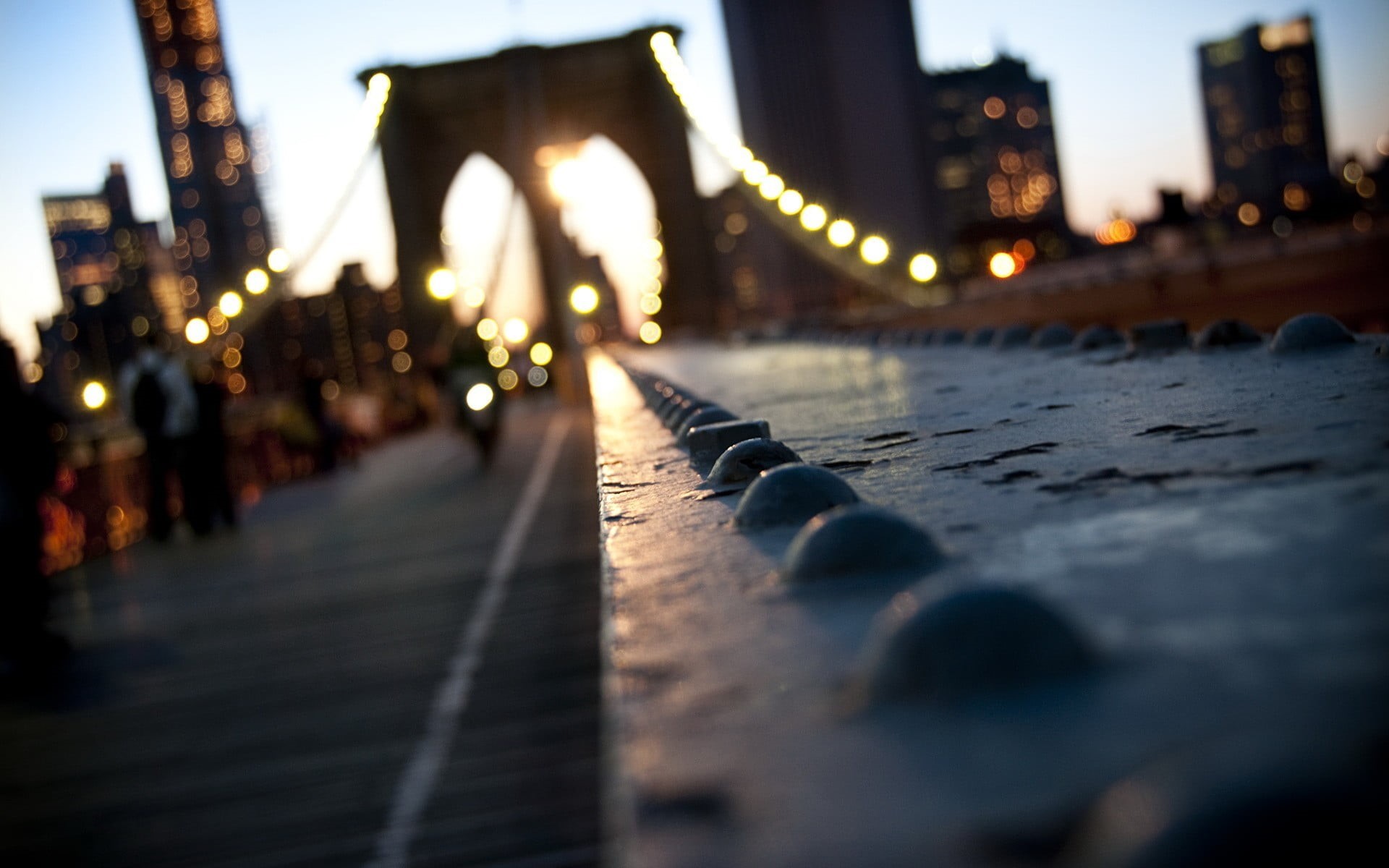 New York City, new York State, traffic, downtown District, suspension bridge, brooklyn - New York, incidental people, urban Scene, street Light, defocused, HD Wallpaper