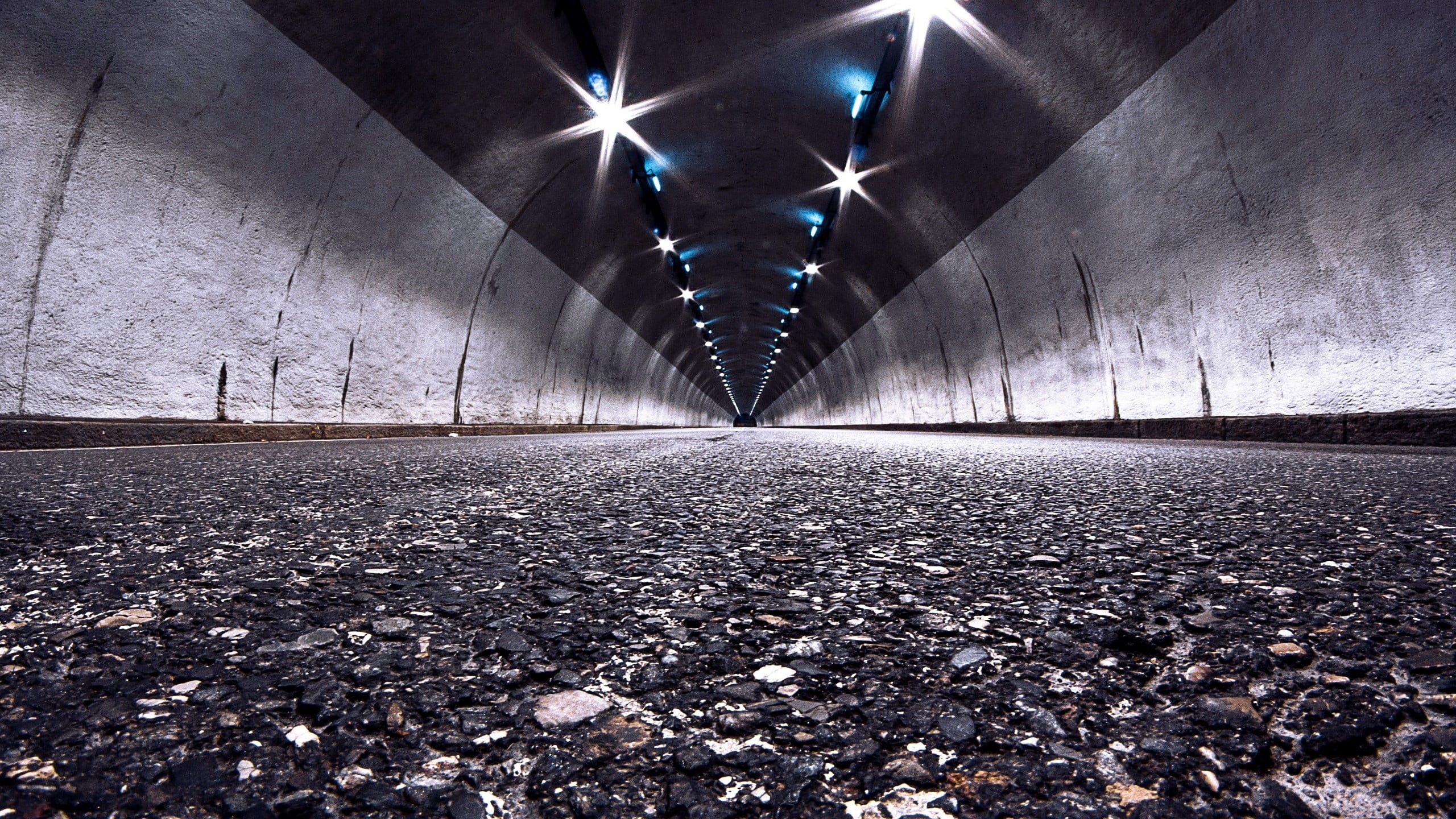 wall, arch, concrete, lighting equipment, indoors, built structure, transportation, lights, architecture, empty, the way forward, surface level, depth of field, HD Wallpaper