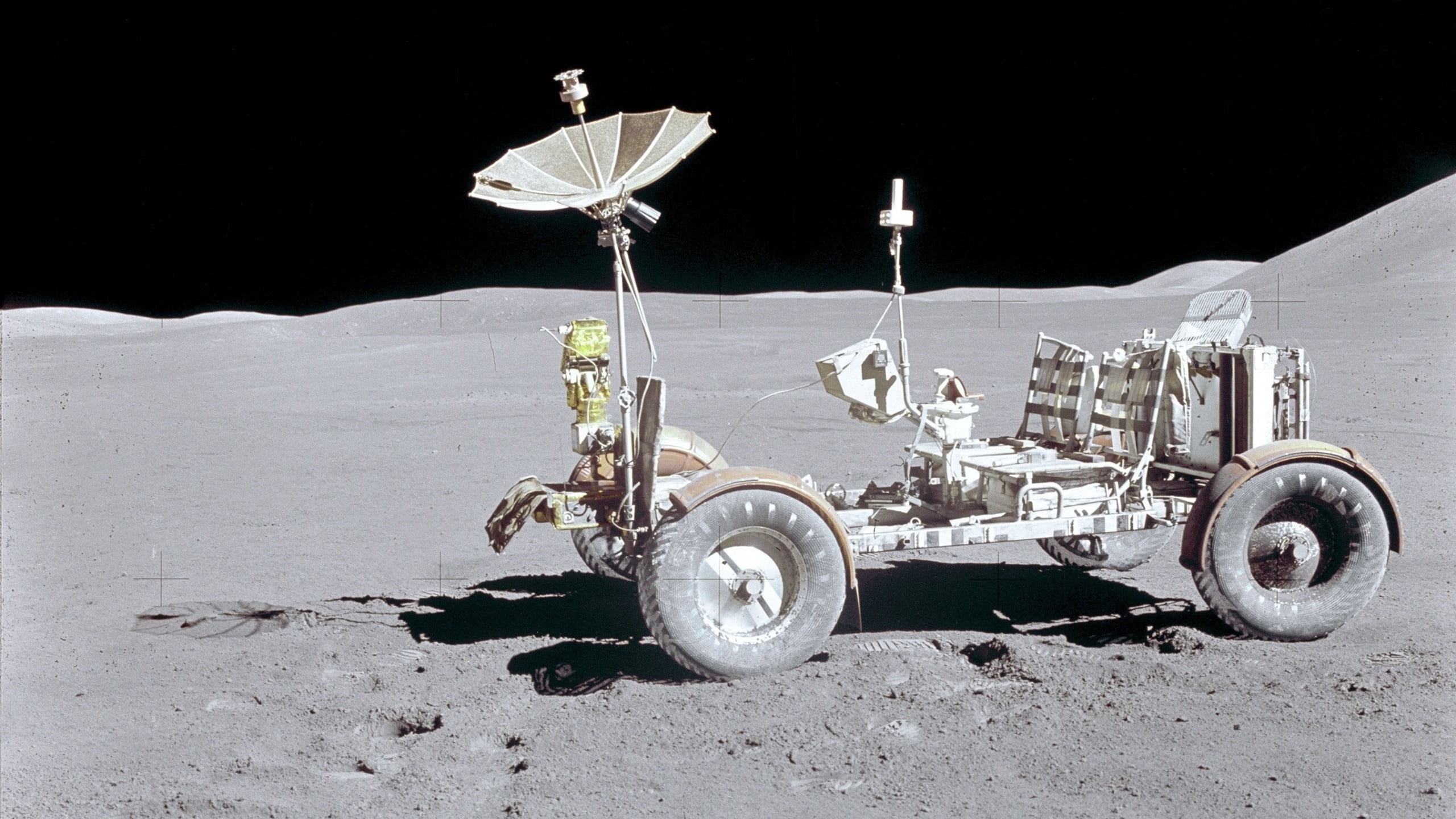 plant, machinery, stationary, road, outdoors, motor vehicle, photo, mode of transportation, transportation, NASA, day, no people, space, black background, HD Wallpaper