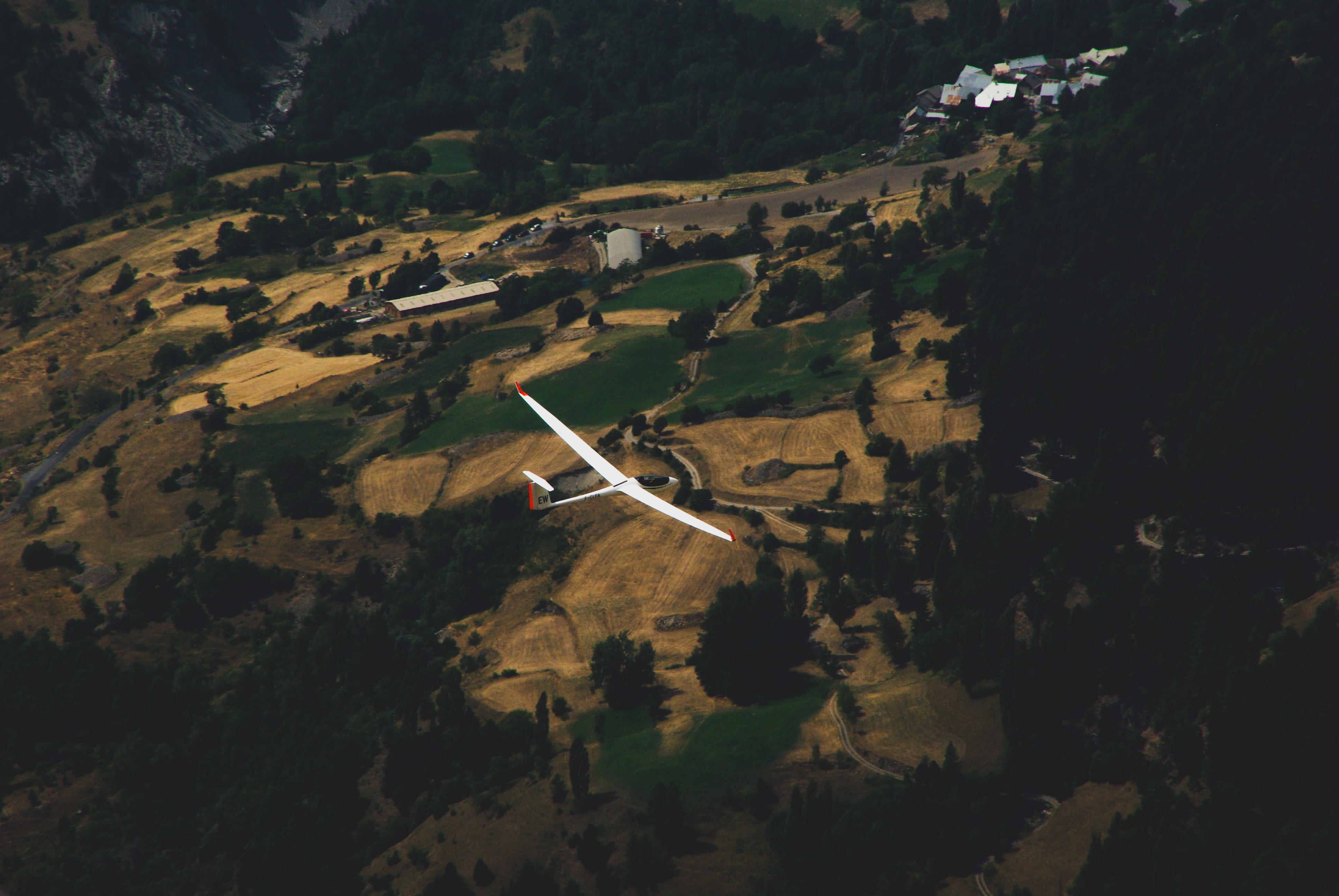 dom, trees, scenics - nature, airplane, air vehicle, mode of transportation, plant, aerial view, view, environment, dark, tranquil scene, embrun, glider, HD Wallpaper