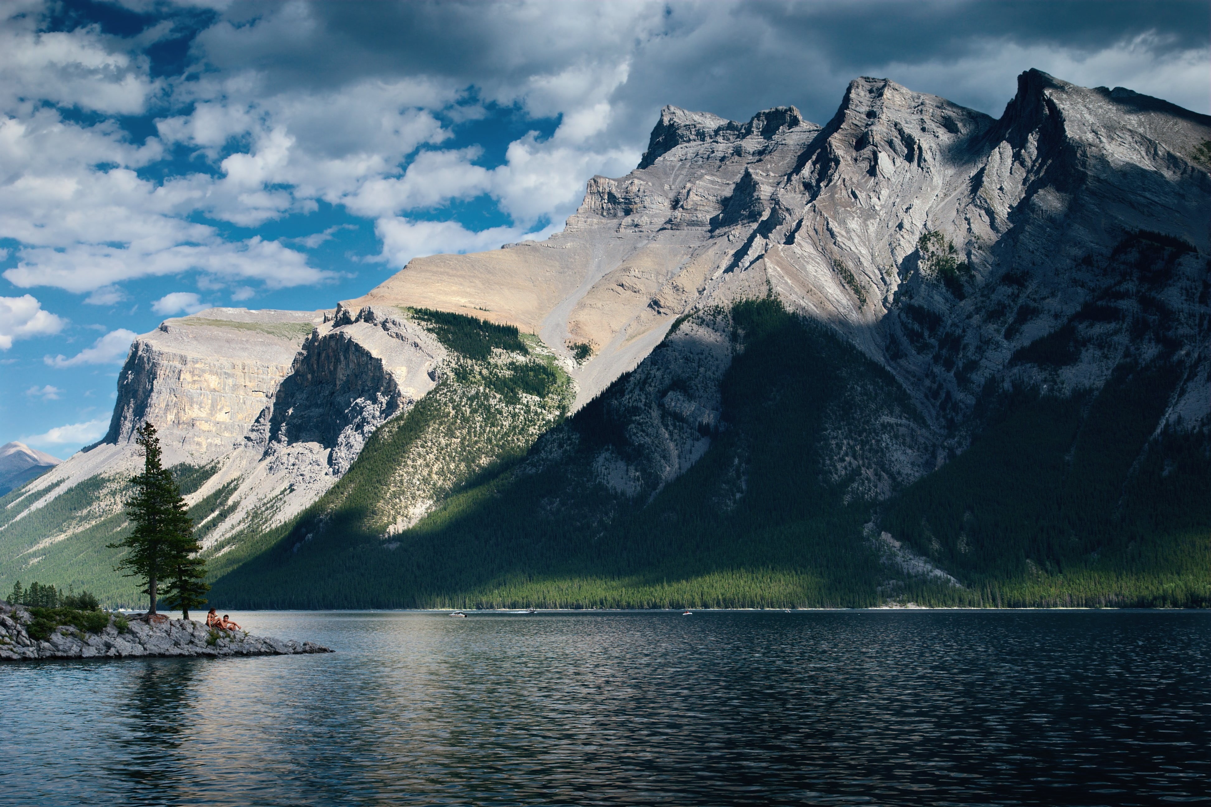 beauty in nature, travel, 4K, lake, scenics - nature, nature, nautical vessel, outdoors, mountain, mode of transportation, non-urban scene, waterfront, HD Wallpaper