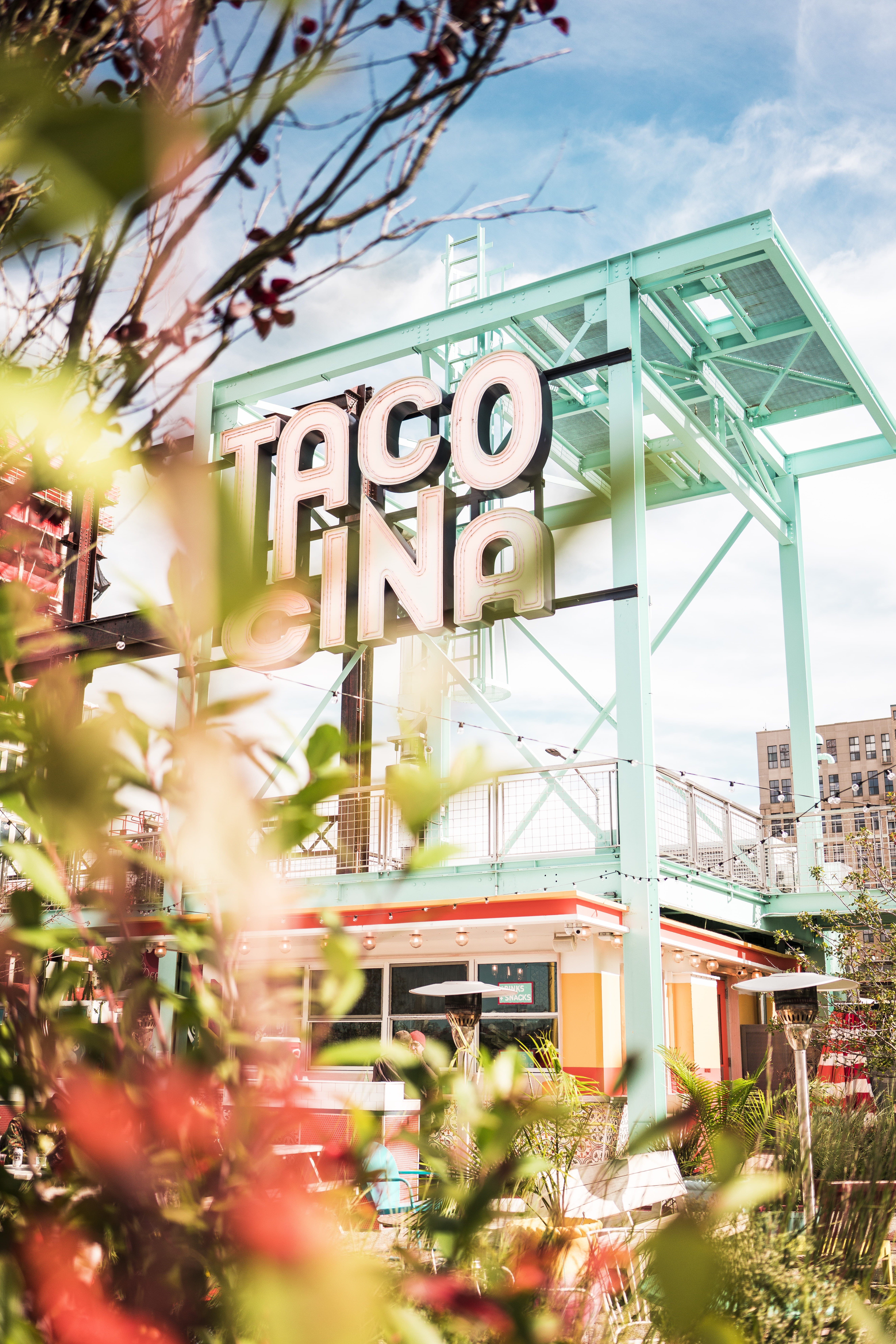 building, building exterior, taco, urban, nyc, summer, shop, leaf, rail transportation, nature, tree, plant, daytime, leaves, leafe, mode of transportation, Phone HD Wallpaper