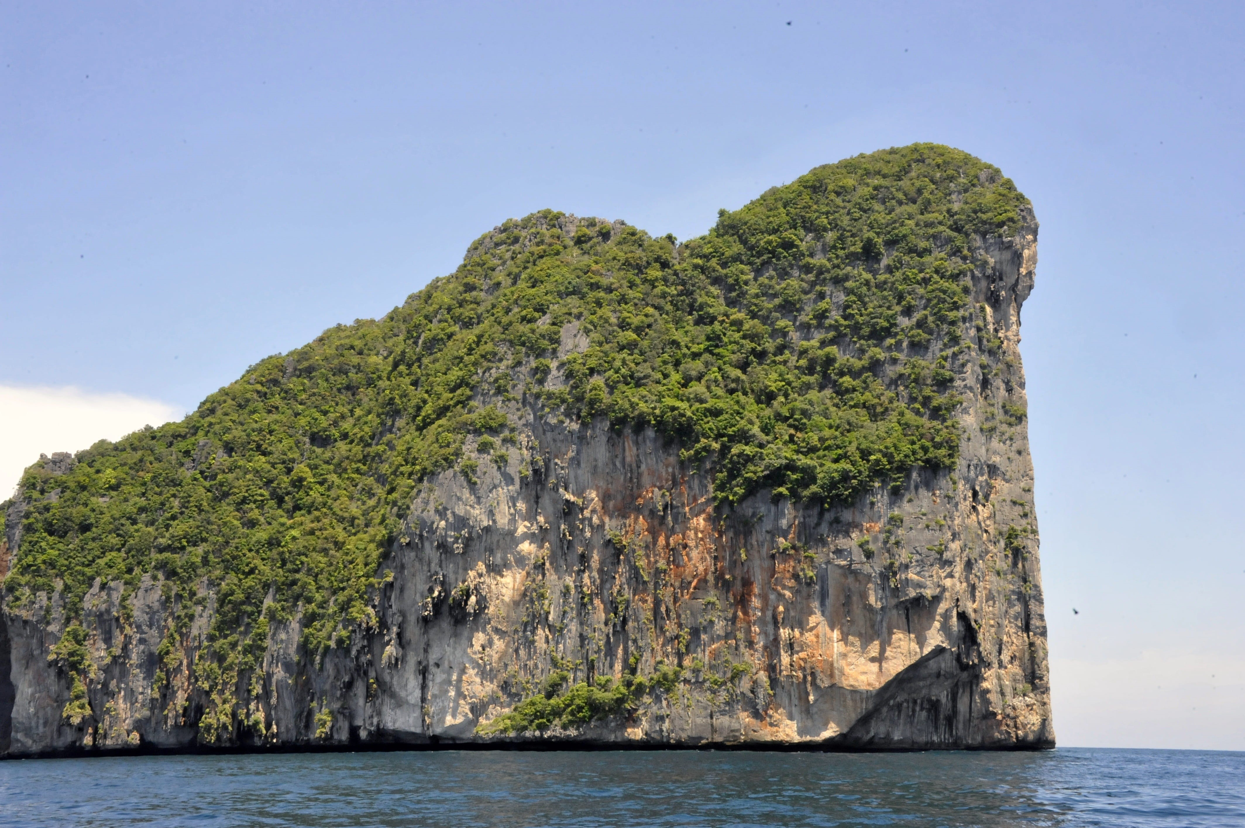 Rock, Sea, scenics - nature, thailand, idyllic, ocean, coastline, erosion, side, formation, Beach, no people, outdoors, boats, waterfront, mountain, shore, HD Wallpaper