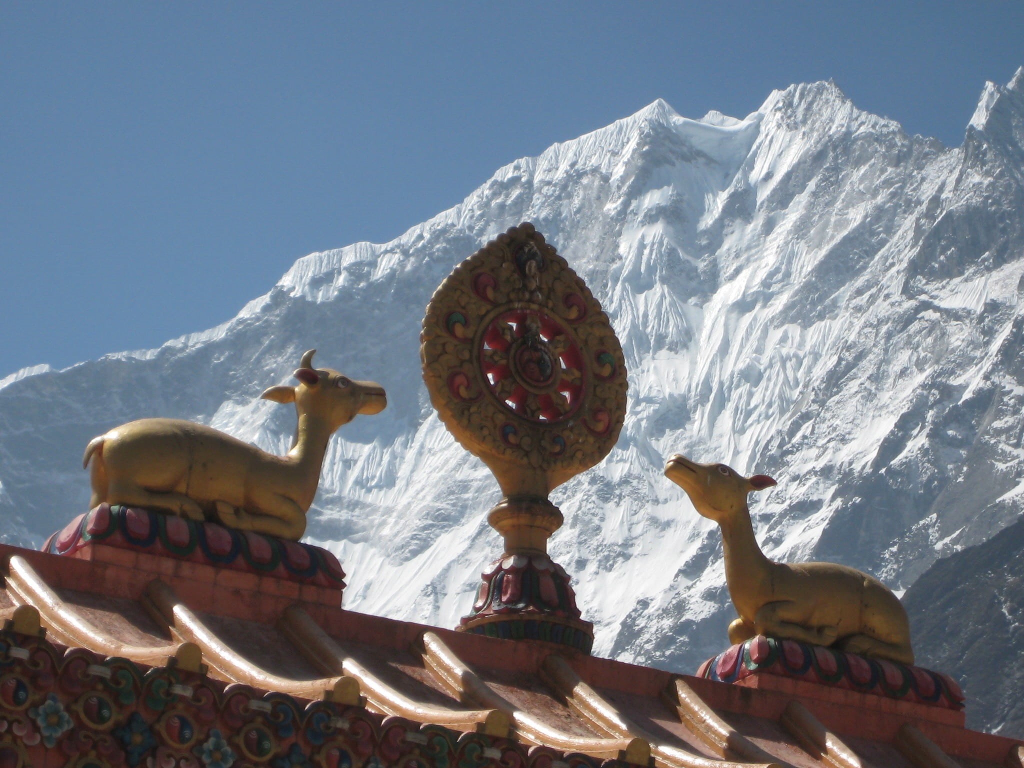 place of worship, religion, buddhism, mountain range, sky, no people, architecture, mountain, asia, creativity, snow, art and craft, human representation, HD Wallpaper