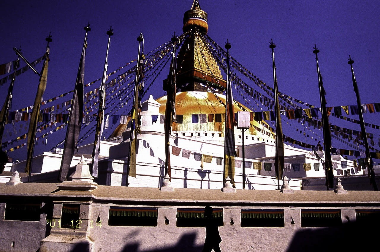 city, praying, snow, building, stupa, himalayas, no people, cultures, day, monastery, sky, temple - Building, architecture, built structure, Nepal, tibet, HD Wallpaper
