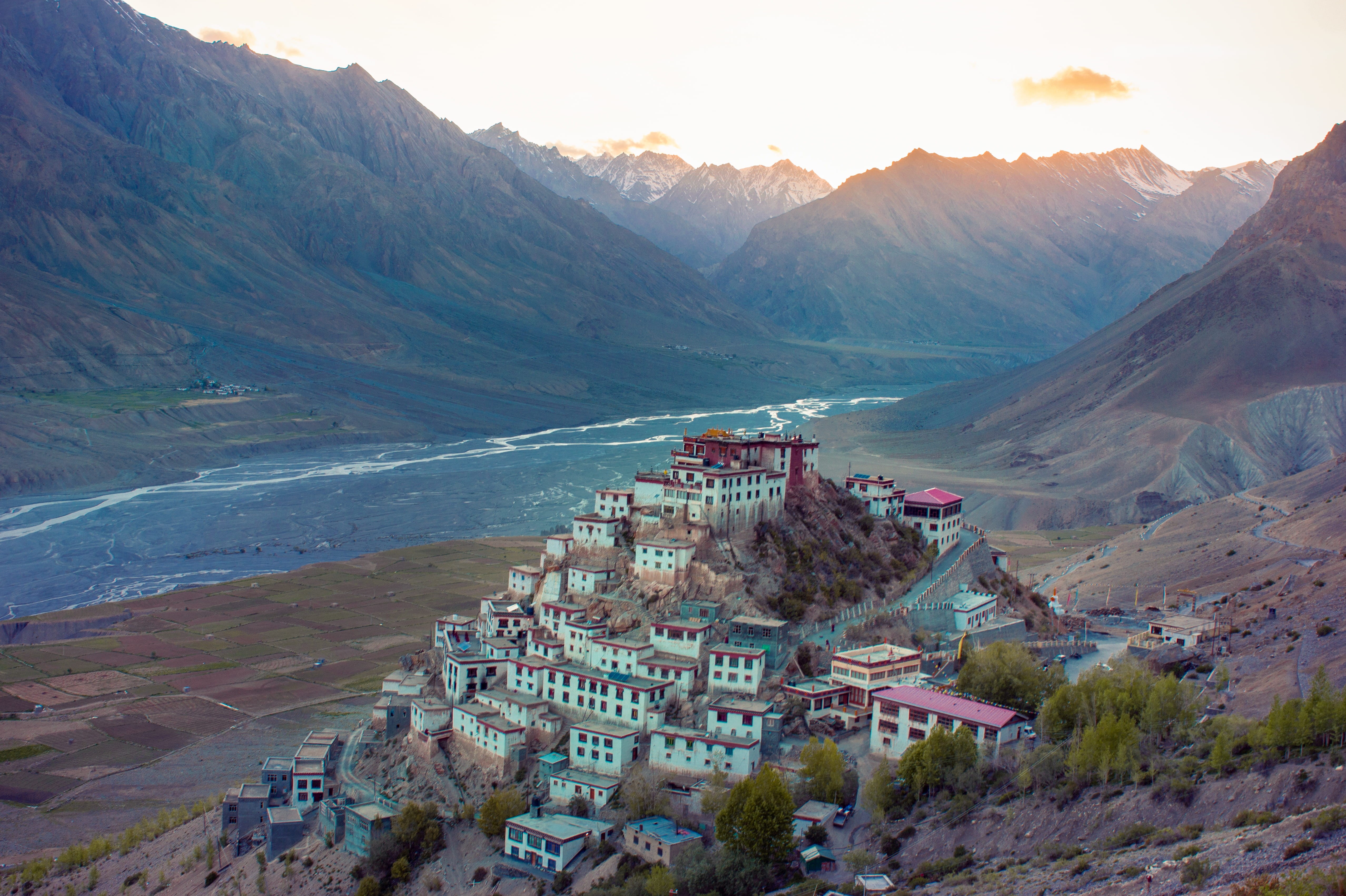 travel destinations, castle, environment, fort, built structure, wilderness, landscape, nature, angle, monastery, city, valley, building, 4K, no people, HD Wallpaper