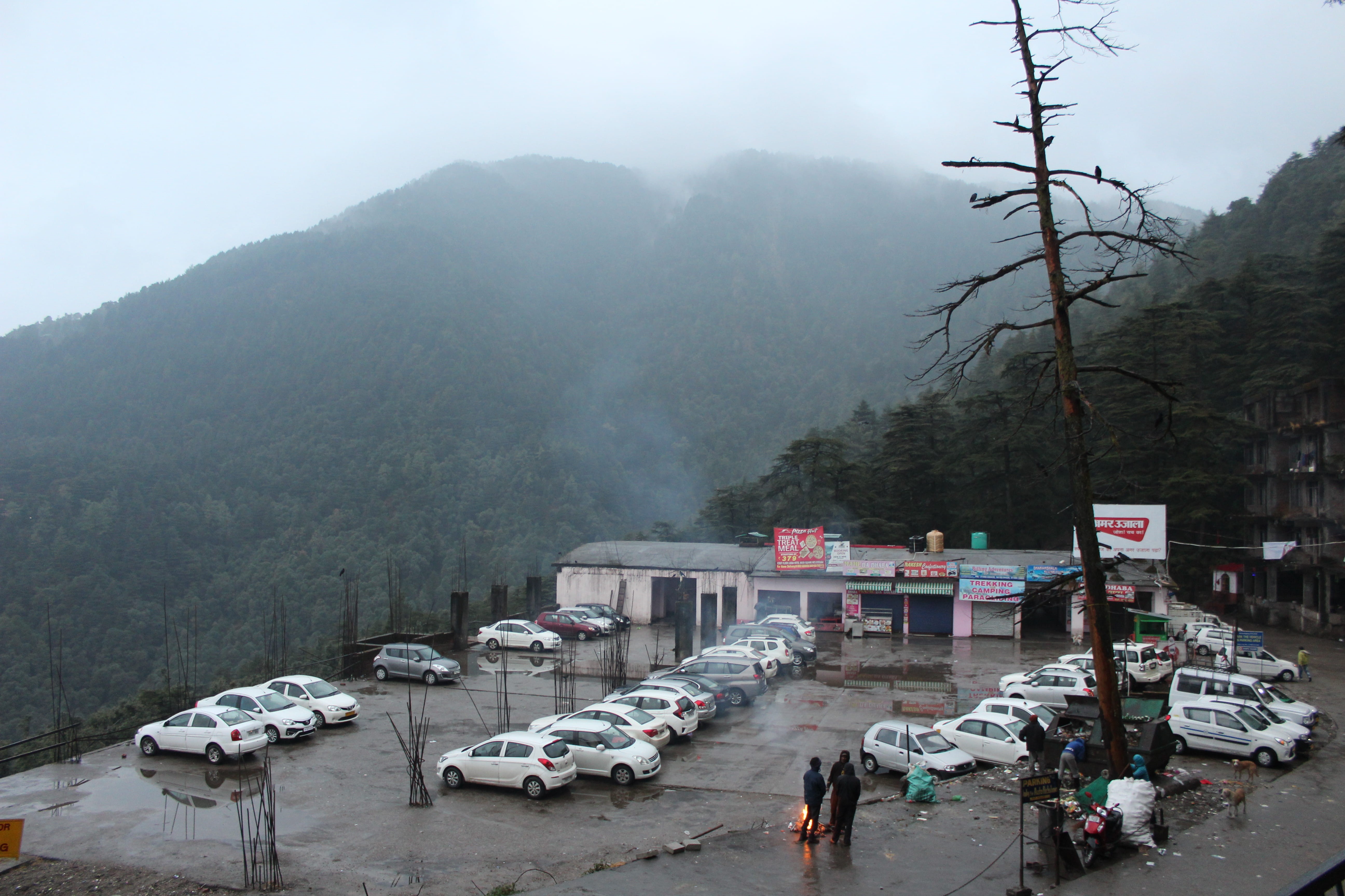 car, himachal pradesh, road, real people, building exterior, street, built structure, nature, 5K, land vehicle, architecture, cliff, dharamshala, mode of transportation, HD Wallpaper