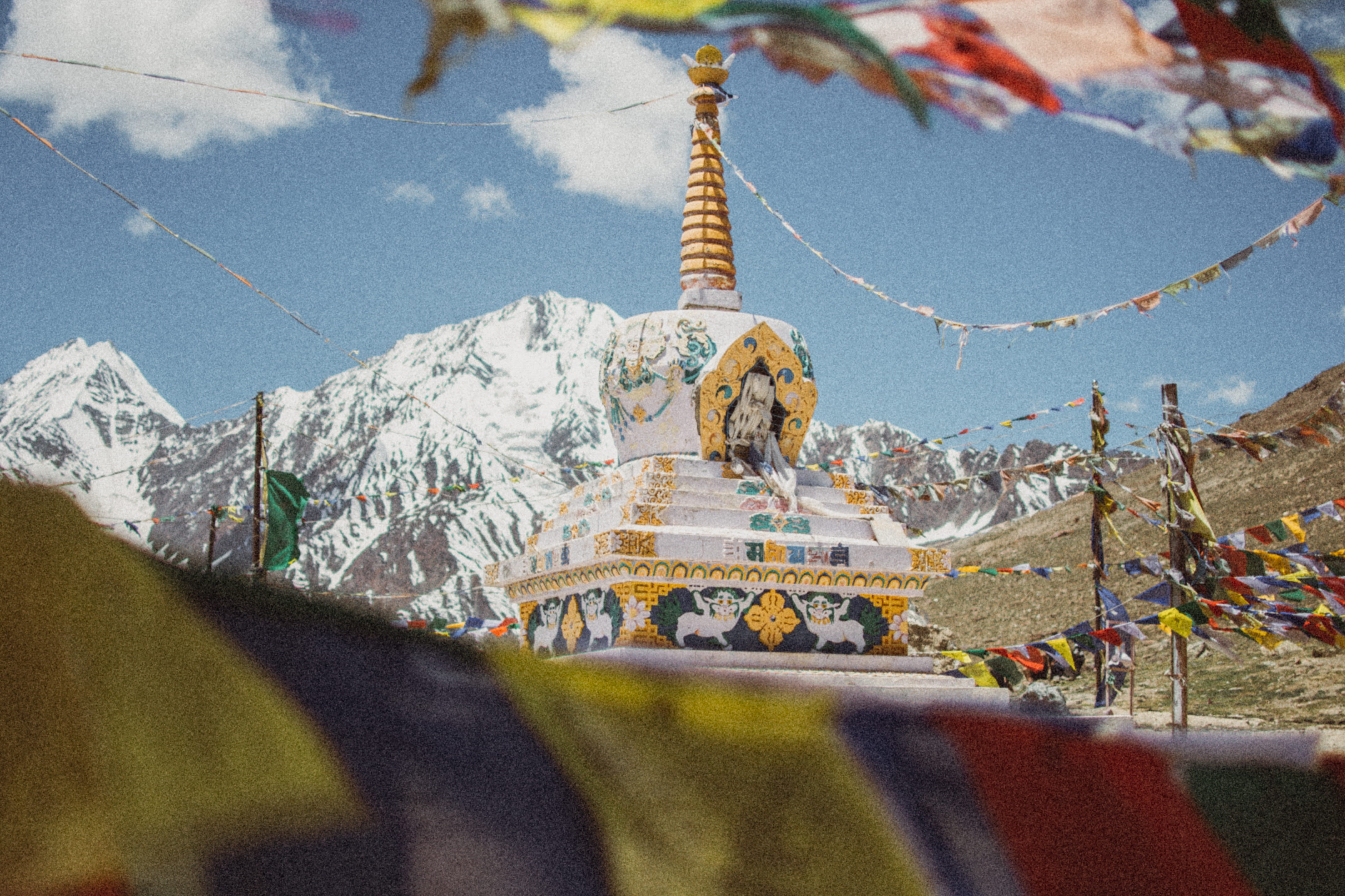 housing, flag, mountain, spire, embroidery, human representation, snowcapped mountain, building exterior, marango rangarik, amusement park, art and craft, HD Wallpaper