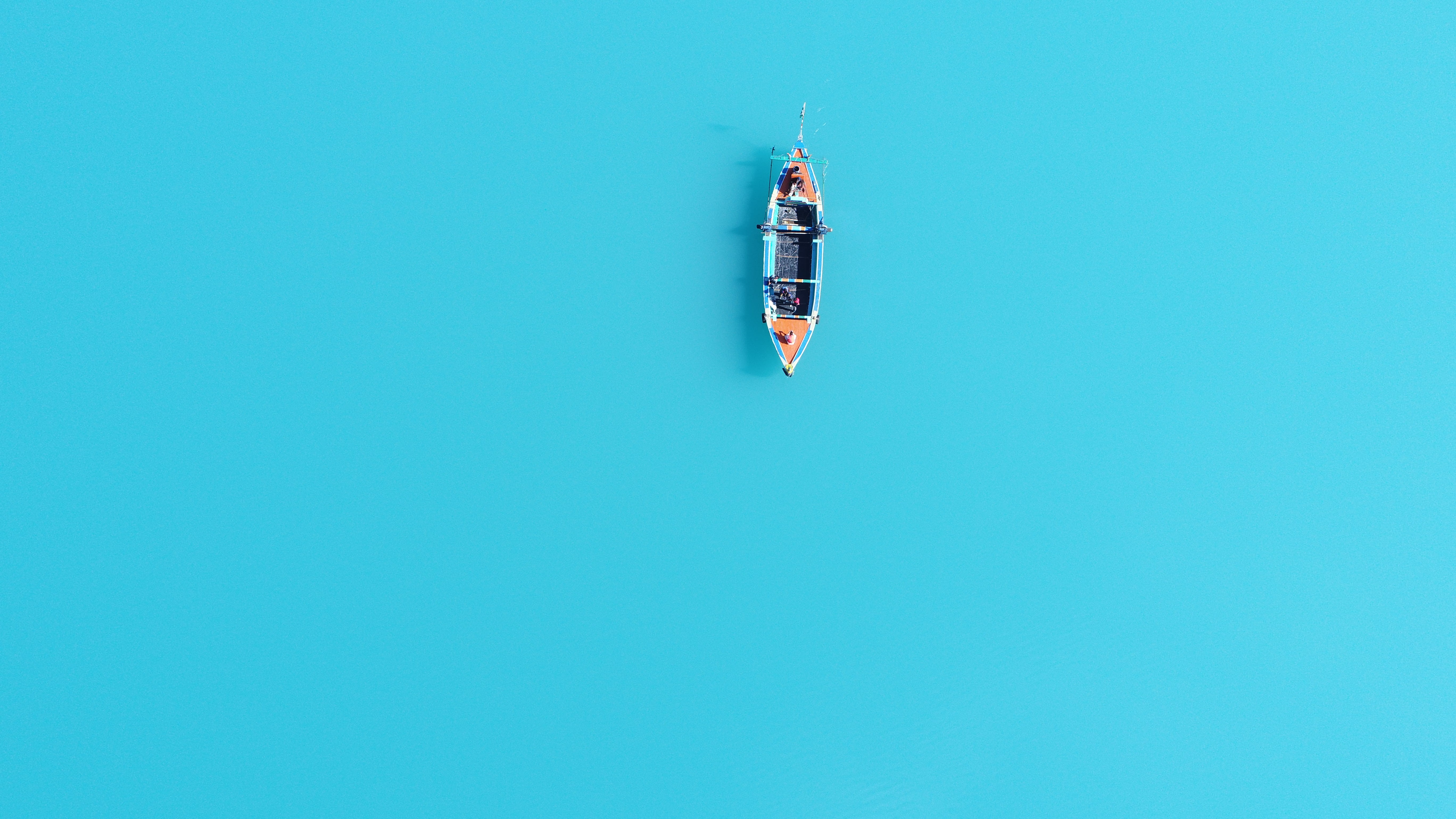 lake, sea, photography, minimal, backgrounds, flying, from above, turquoise, blue, no People, sailboat, boat, sport, gojal lake, colour, color, attabad lake, HD Wallpaper