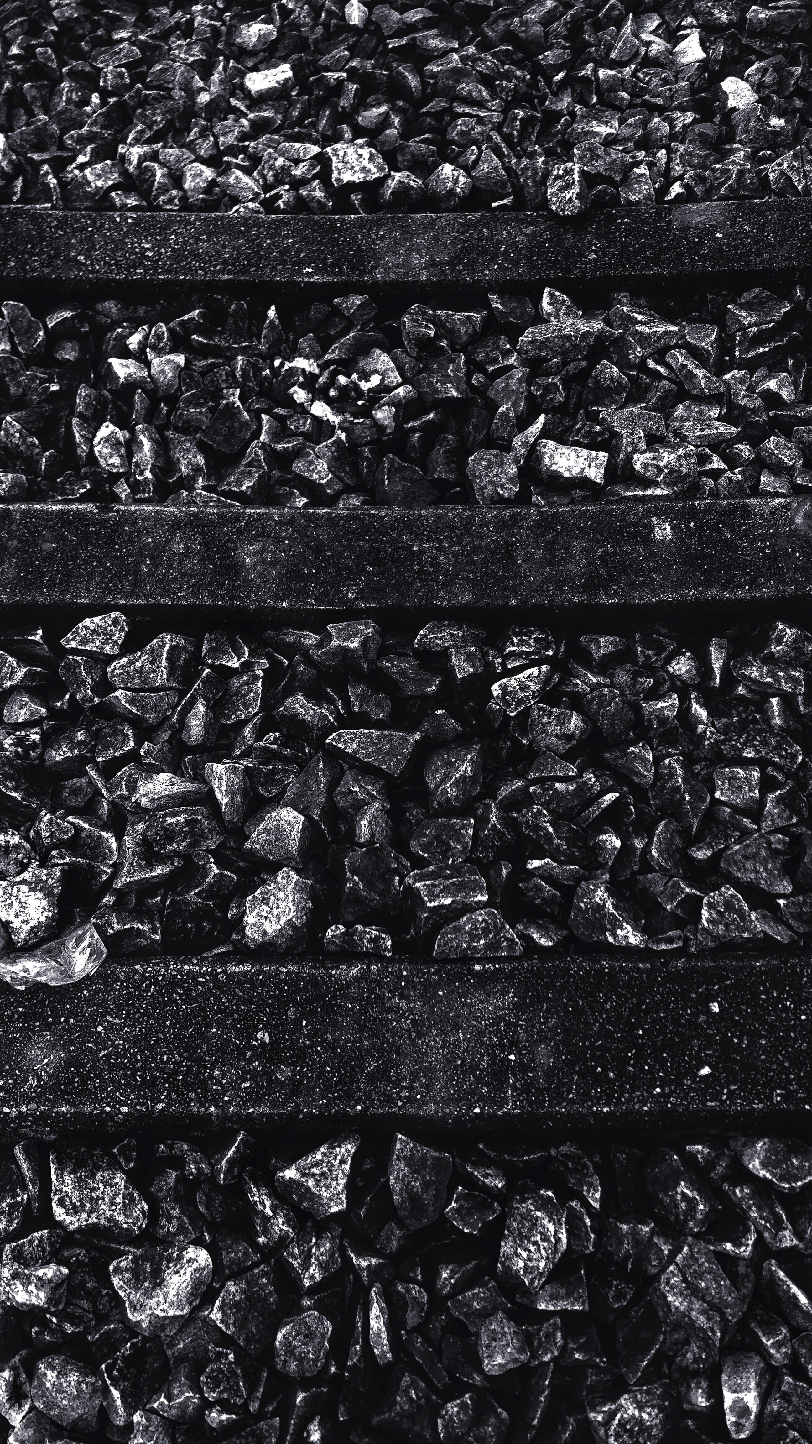 black white, outdoors, high angle view, gravel, shotononeplus, india, 4K, nature, day, oneplus 5, sakleshpur, track, textured, abundance, stone - object, Phone HD Wallpaper