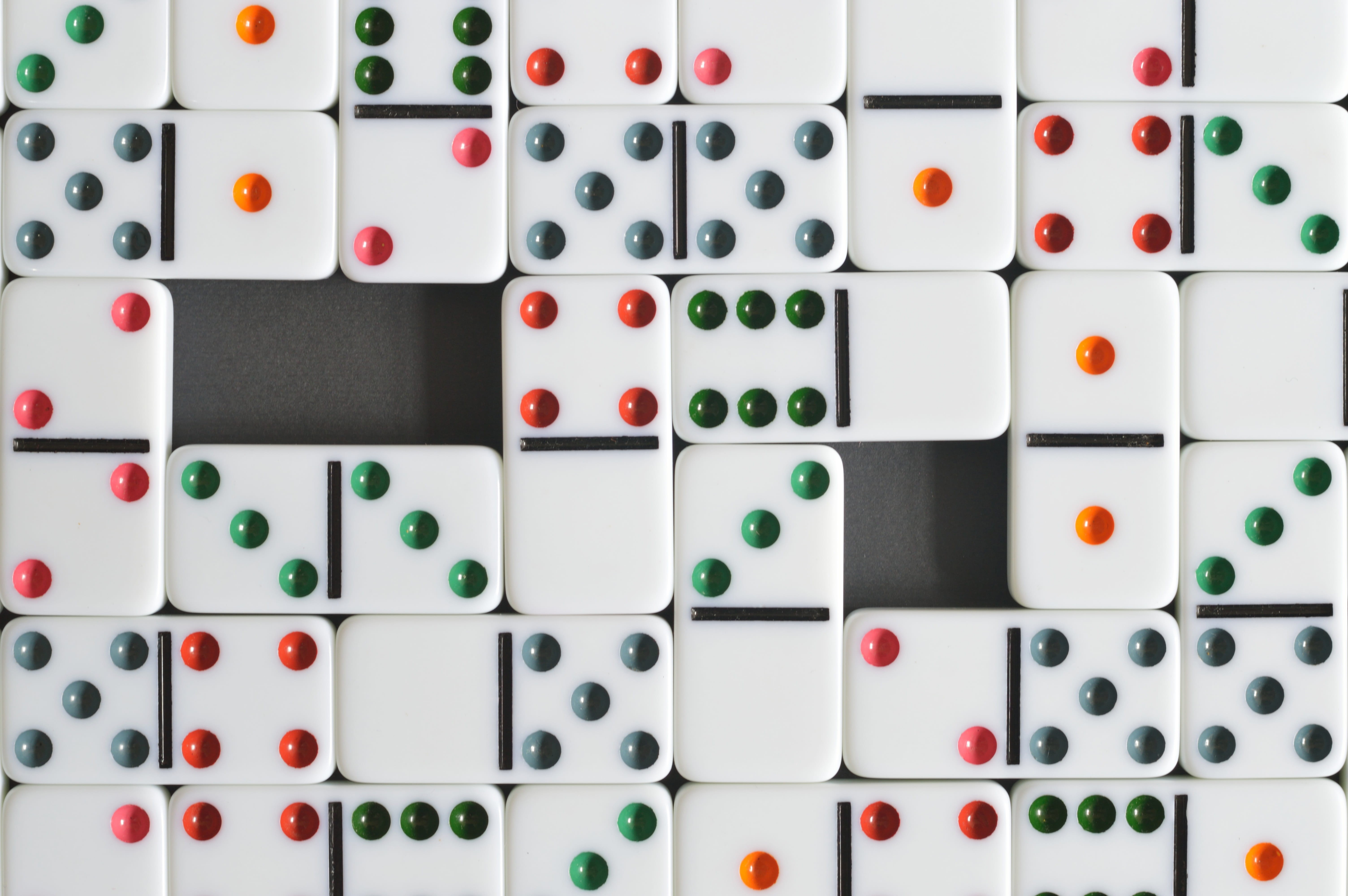 background, red, variation, full frame, choice, backgrounds, print, technology, white, control, dice, in a row, directly above, color, order, fun, hobby, HD Wallpaper