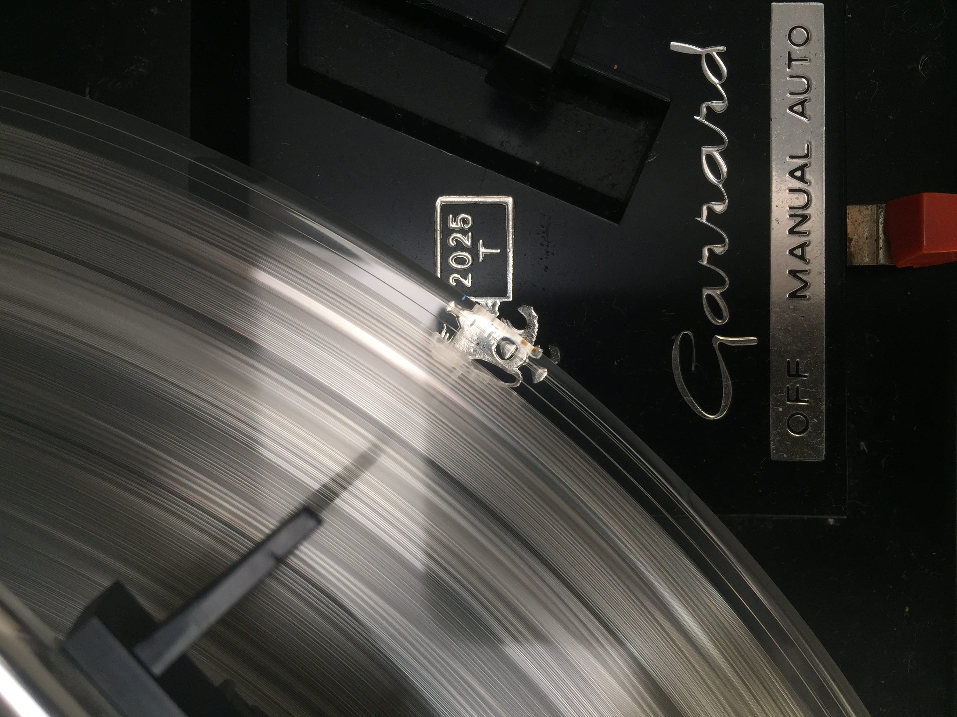 manufacturing equipment, close-up, factory, technology, motion, industry, machinery, edenmusic, groove, 60s, connection, 70s, vinyl, eden, rotation, 2K, HD Wallpaper