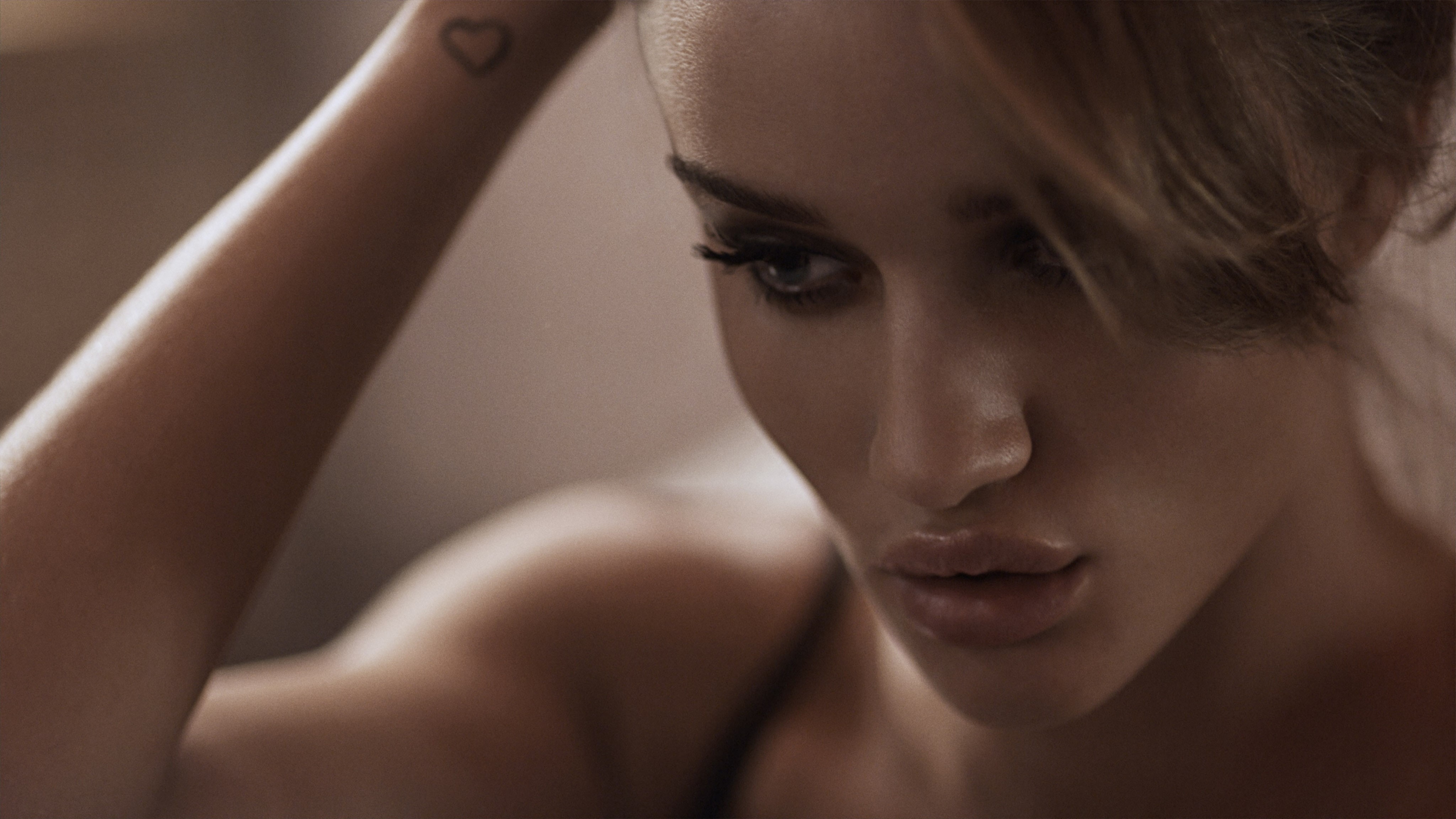 art, women, x, huntingtonwhiteley, faces, 4K, rosie, hd, tattoos, HD Wallpaper