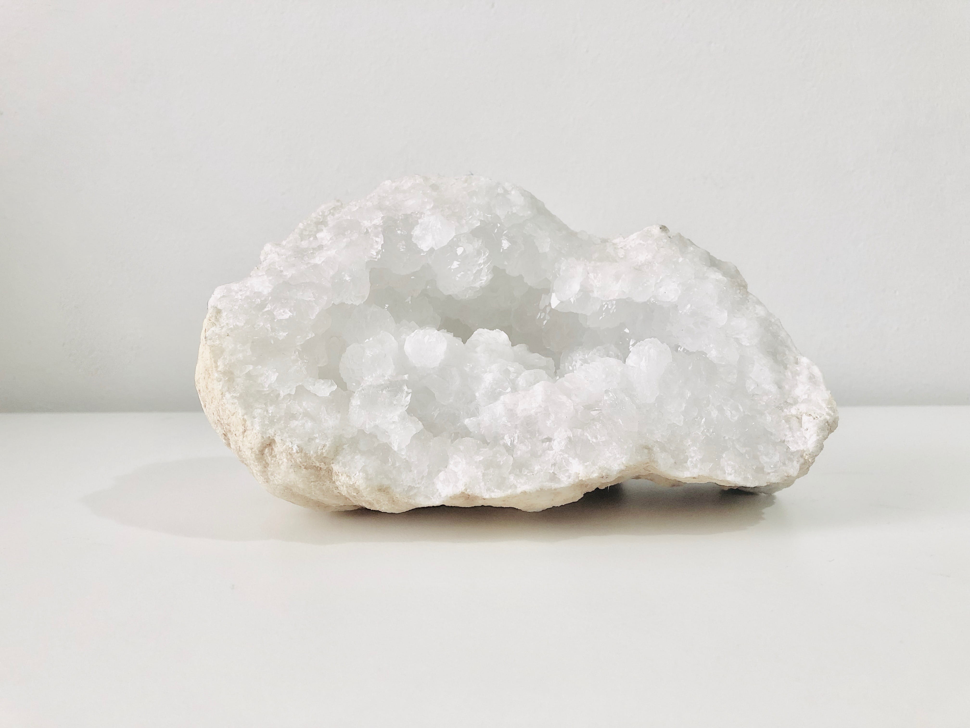 mineral, white, single object, still life, 4K, page, quartz, food and drink, solid, foam, gemstone, studio shot, bread, geode, nature, rock, food, geology, HD Wallpaper