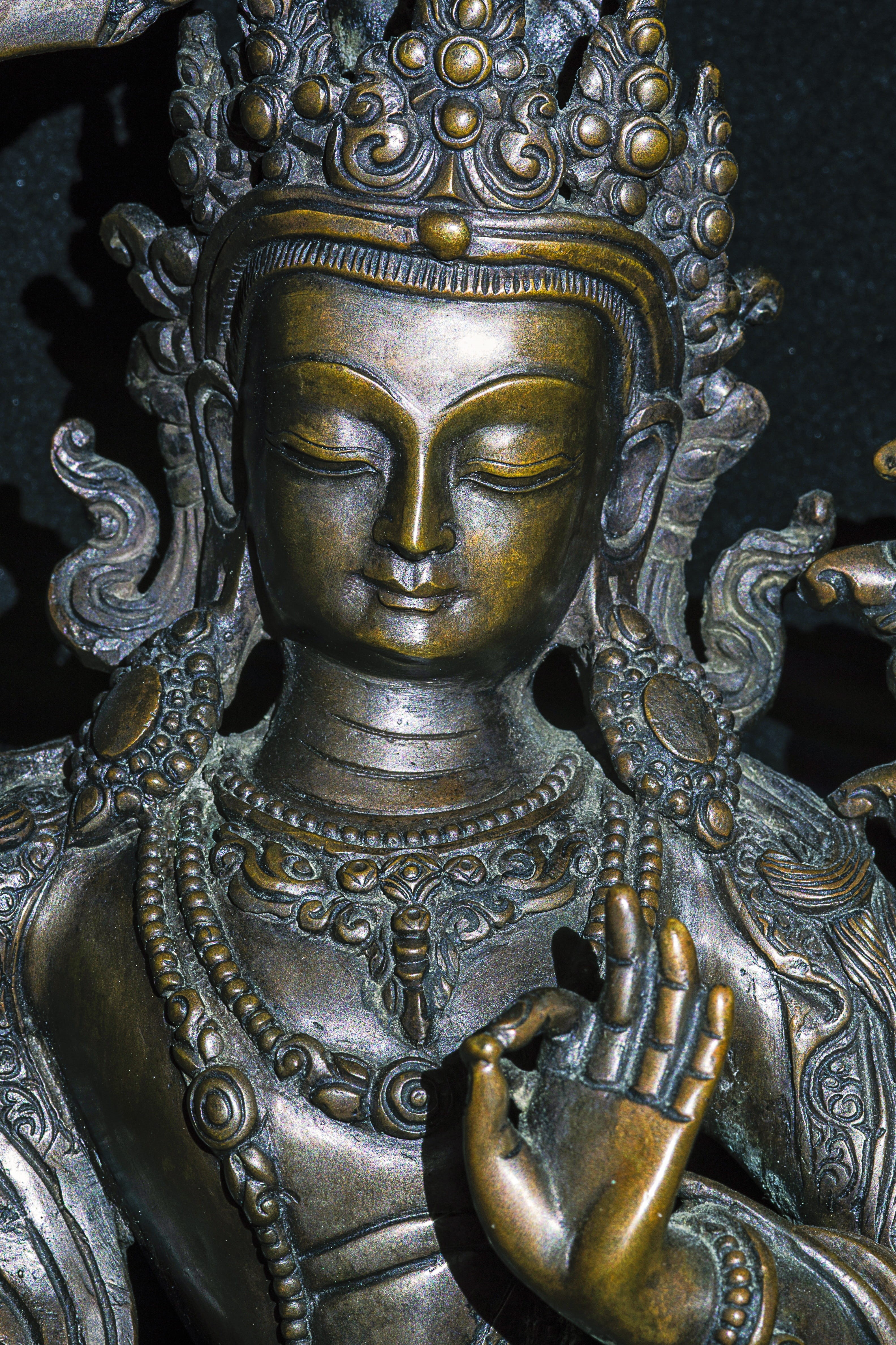 carving, bronze, idol, buddha, no people, male likeness, close-up, statue, sculpture, religion, creativity, 4K, gold colored, spiritual, symbolic, place of worship, Phone HD Wallpaper