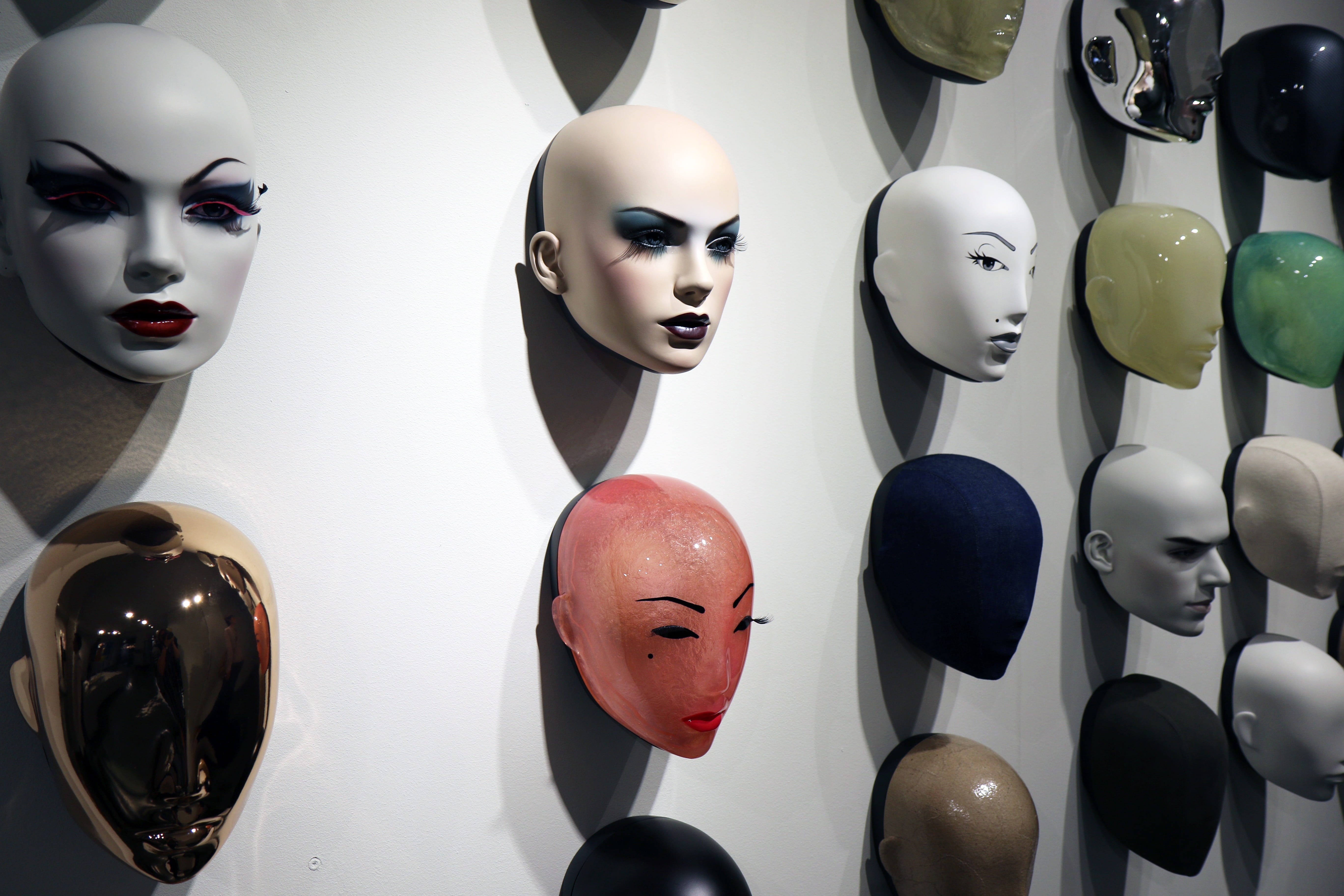 design, luxury, human representation, looking, bold, lips, eyelashes, shop, variation, mannequin, style, art, model, glamour, plastic, store, fashion, face woman, HD Wallpaper