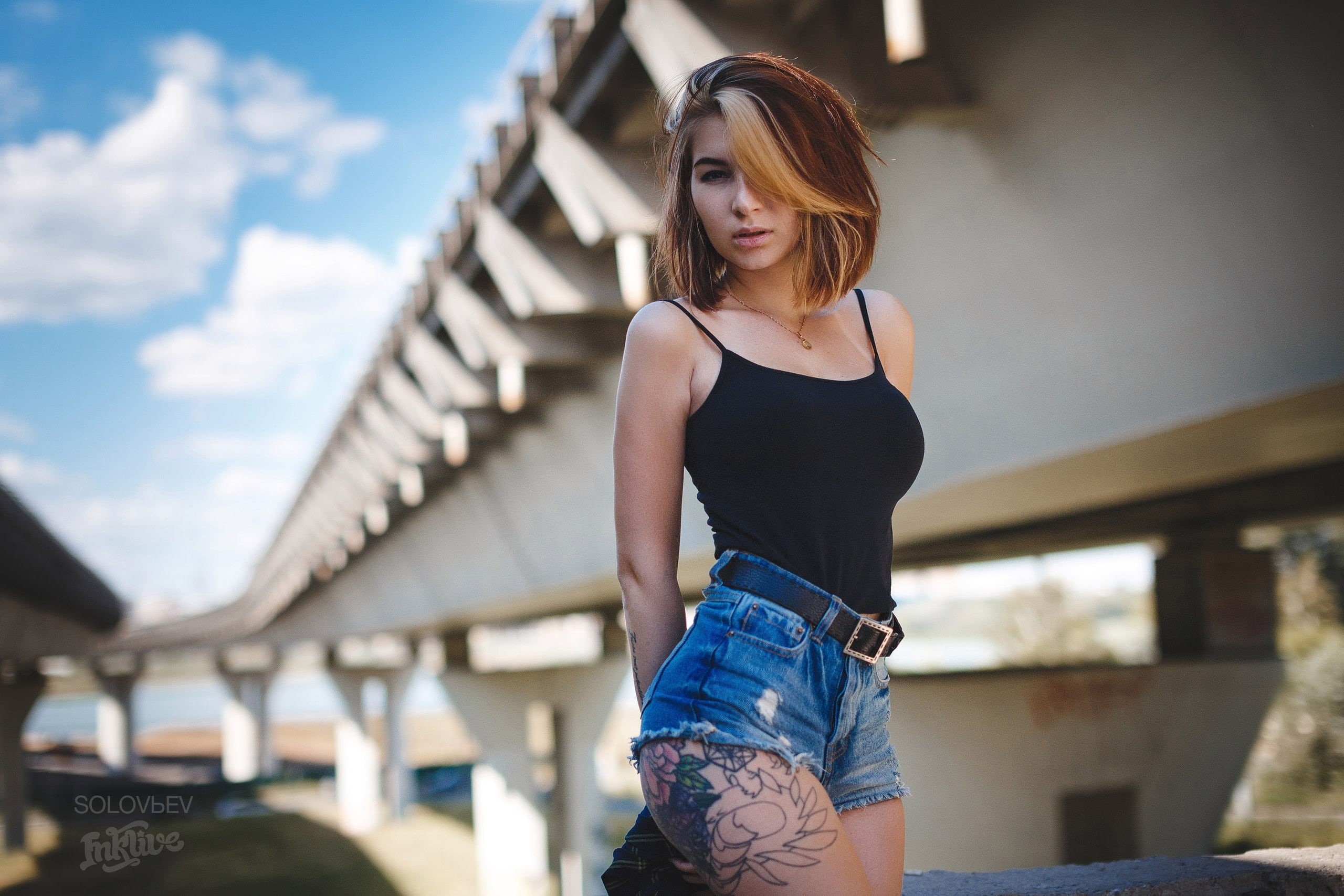 figure, Sunny, built structure, sexy, top, brown hair, women, real people, 2K, standing, lifestyles, architecture, focus on foreground, SOLOVЬEV, beauty, HD Wallpaper