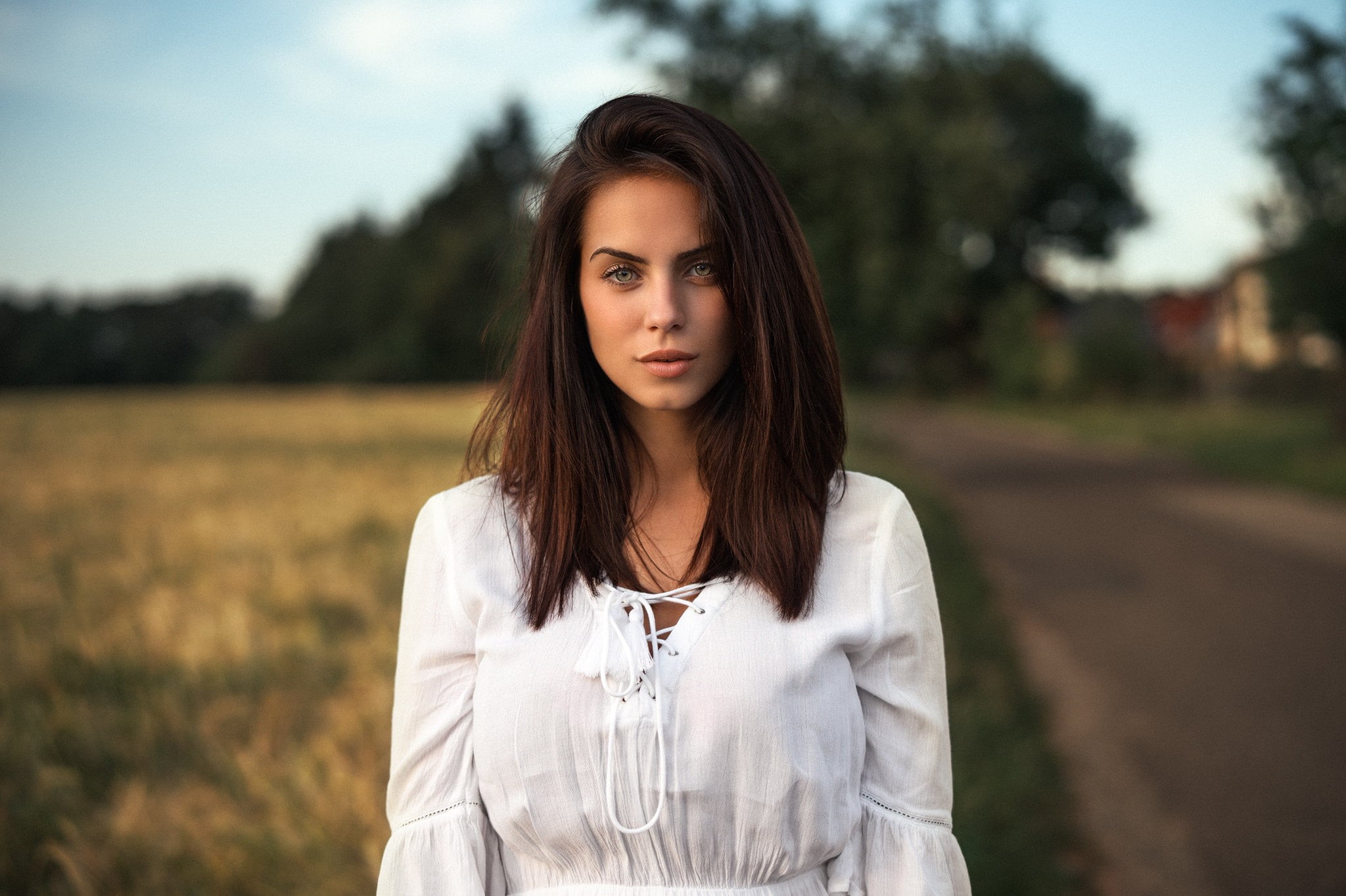 hair, waist up, beautiful woman, lifestyles, Marlen Valderrama Alvaréz, beauty, Martin Kühn, one person, portrait, hairstyle, long hair, brown hair, women outdoors, HD Wallpaper