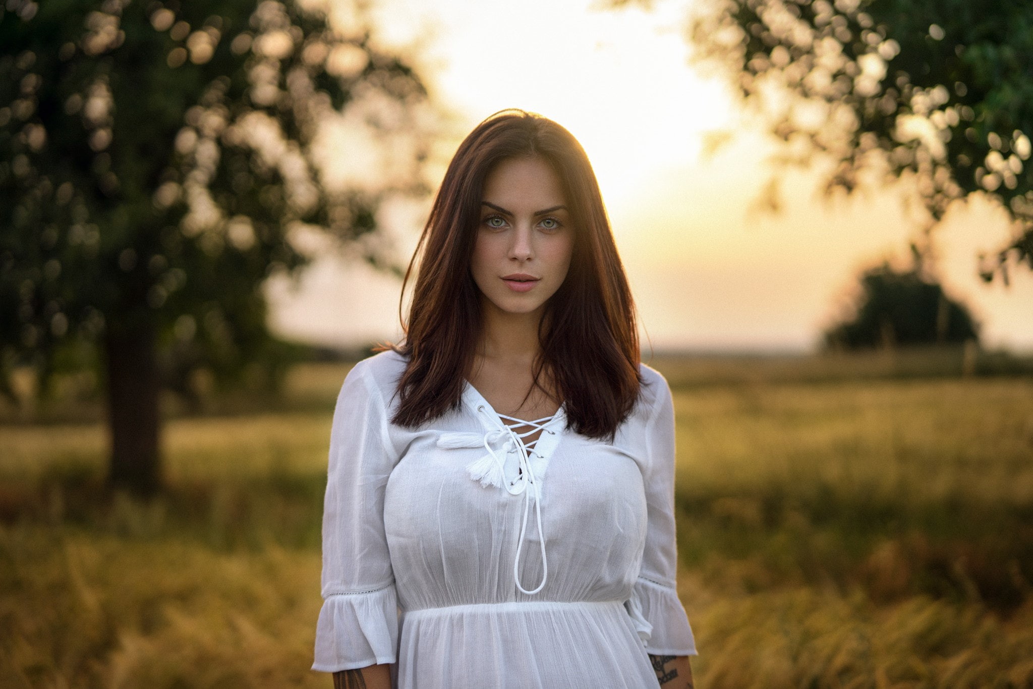 young adult, young women, Martin Kühn, beauty, women, portrait, real people, hairstyle, sunset, front view, Marlen Valderrama Alvaréz, casual clothing, HD Wallpaper