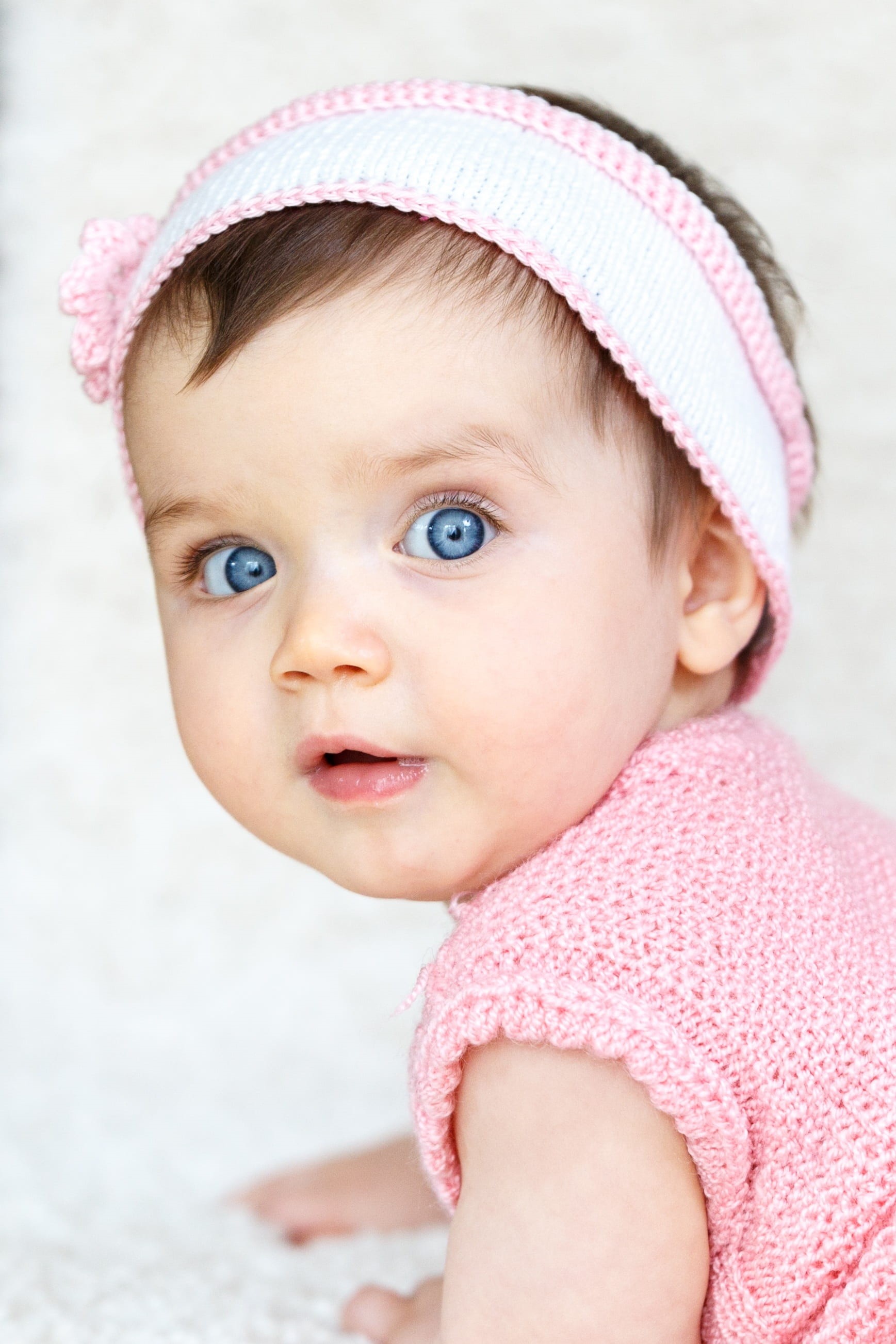 kid, warm clothing, toddler, 2K, clothing, headshot, cute, real people, adorable, focus on foreground, girl, young, one person, looking away, baby, mouth open, Phone HD Wallpaper