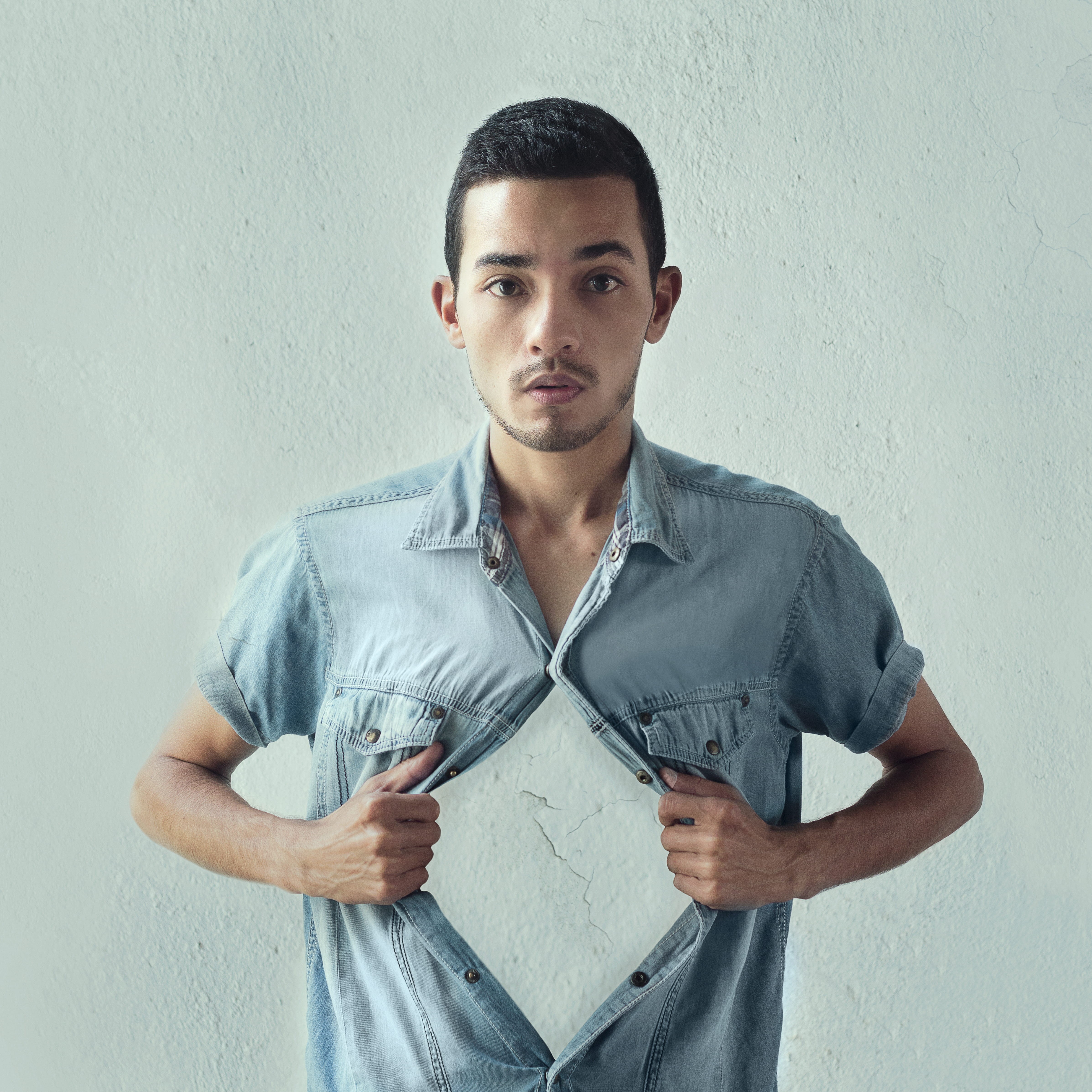 denim, confidence, standing, fashion, style, looking at camera, looking, facial expression, beautiful people, edited, model, 4K, denim shirt, wear, front view, Phone HD Wallpaper
