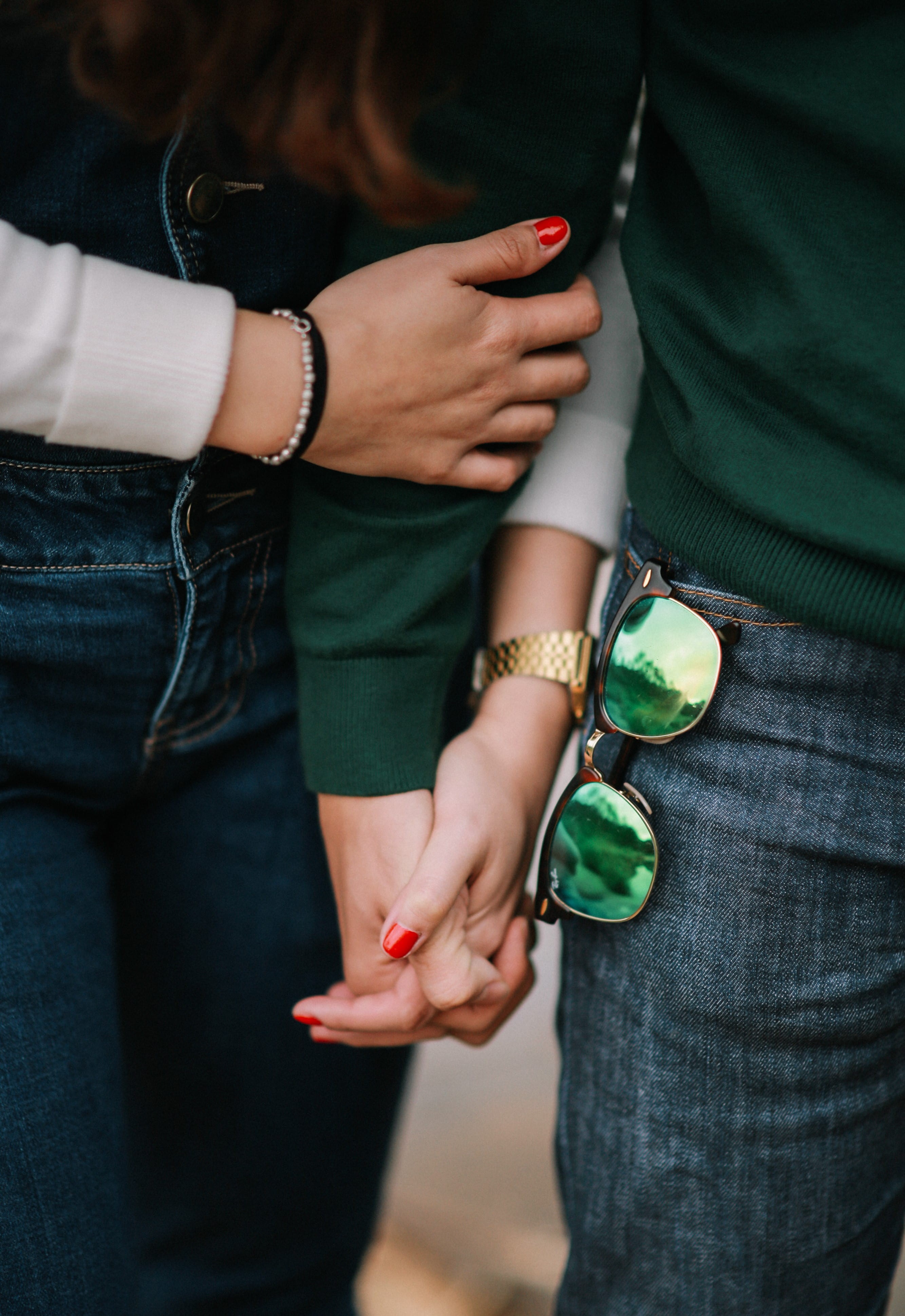 adult, hand, love, human body part, hands, 4K, people, real people, finger, focus on foreground, leisure activity, jewelry, jeans, man, holding hands, Phone HD Wallpaper