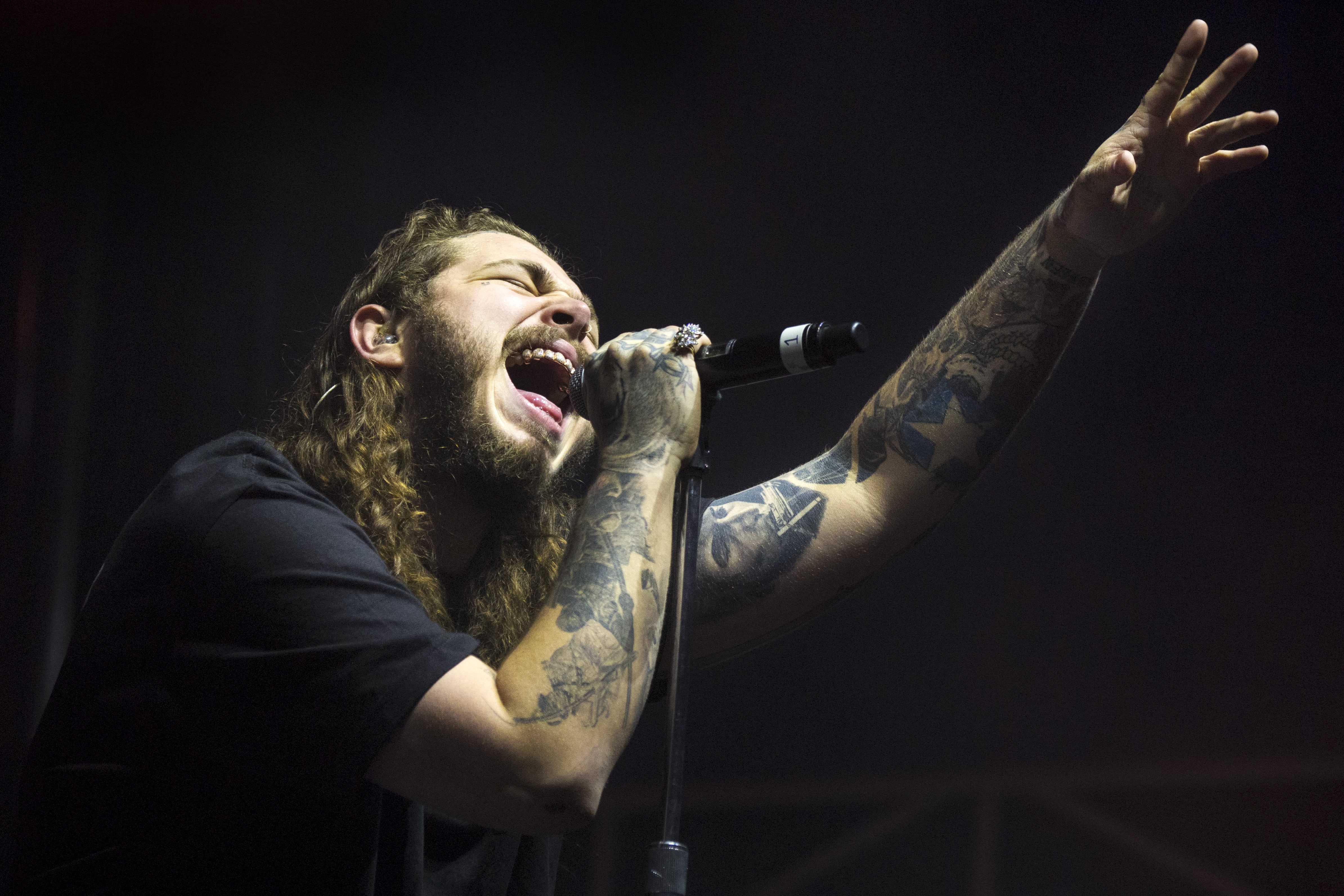 musician, mouth, music, waist up, arms raised, 4K, adult, young adult, performing arts event, shouting, aggression, post malone, stage, indoors, performance, HD Wallpaper