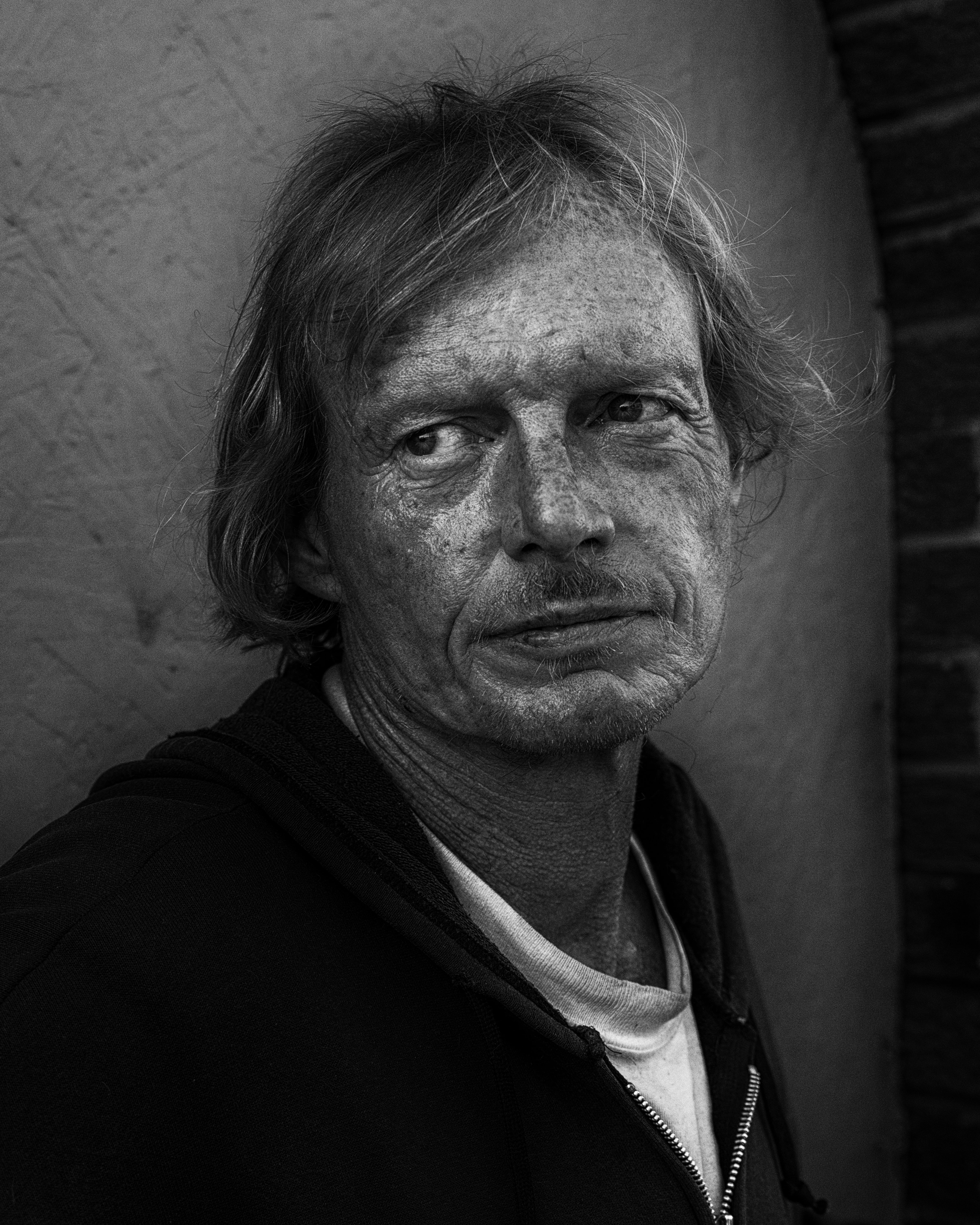 black And White, seniors, black, senior women, people, male, real people, man, headshot, close-up, males, up, human Face, old, portrait, wrinkled, looking at camera, Phone HD Wallpaper