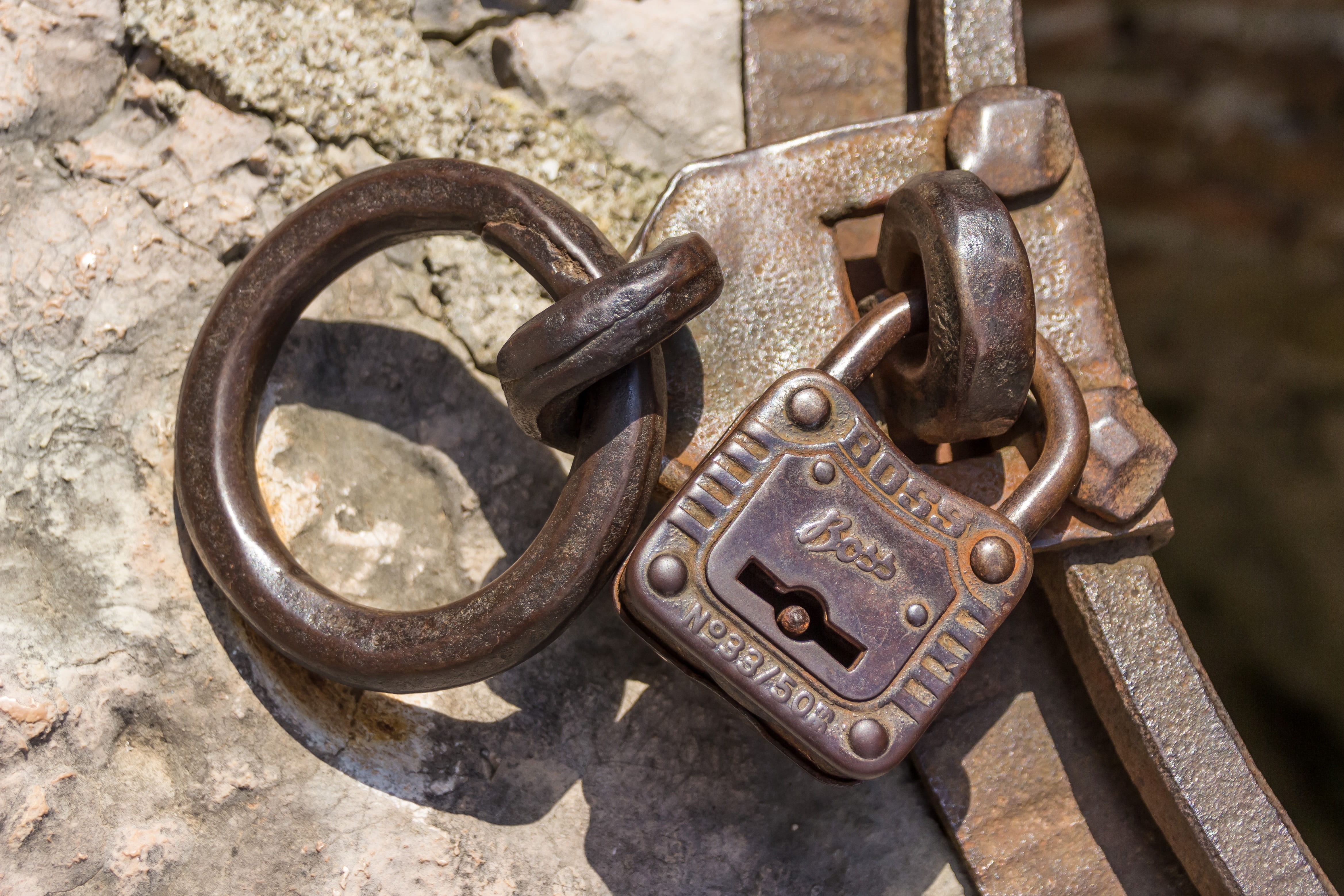 old, iron, chain, encryption, encode, theft, metal, rusty, close-up, safety, iron - metal, latch, no people, lock, boss, 4K, security, capping, closed, HD Wallpaper