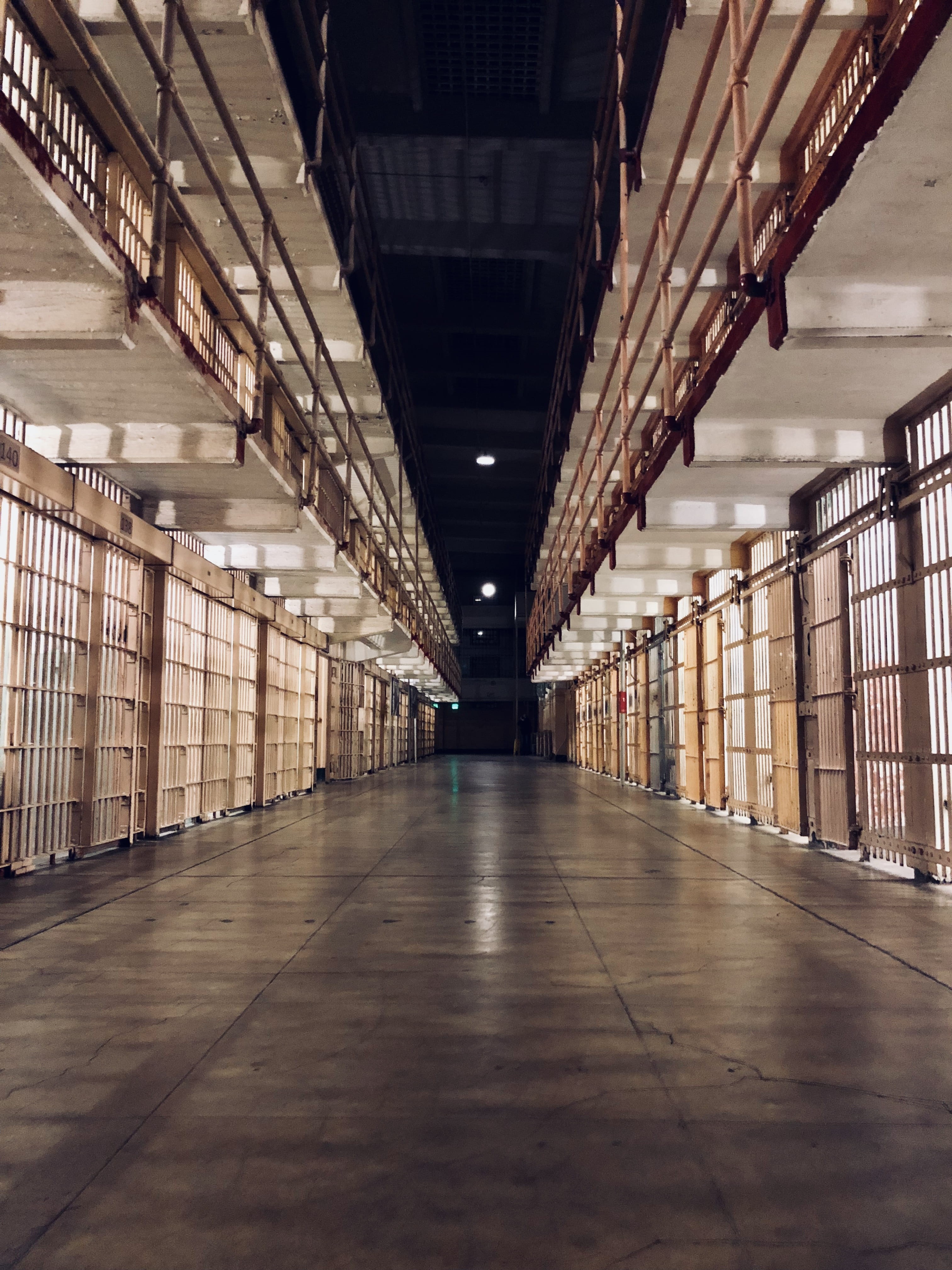 4K, long, cells, absence, illuminated, the way forward, diminishing perspective, prison cell, no people, punishment, bars, prison, flooring, ceiling, lighting equipment, Phone HD Wallpaper