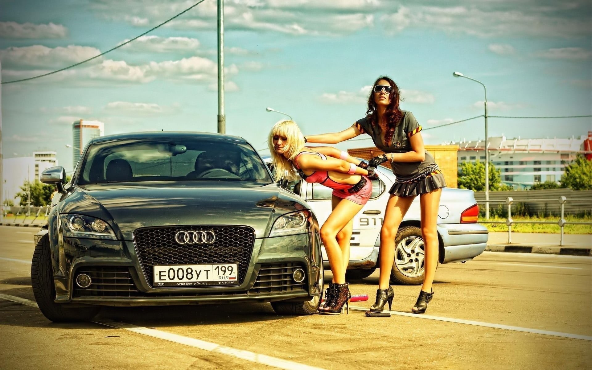 land vehicle, women, green, day, car, real people, Russian number, two people, young adult, Two beautiful girls, motor vehicle, front view, transportation, HD Wallpaper