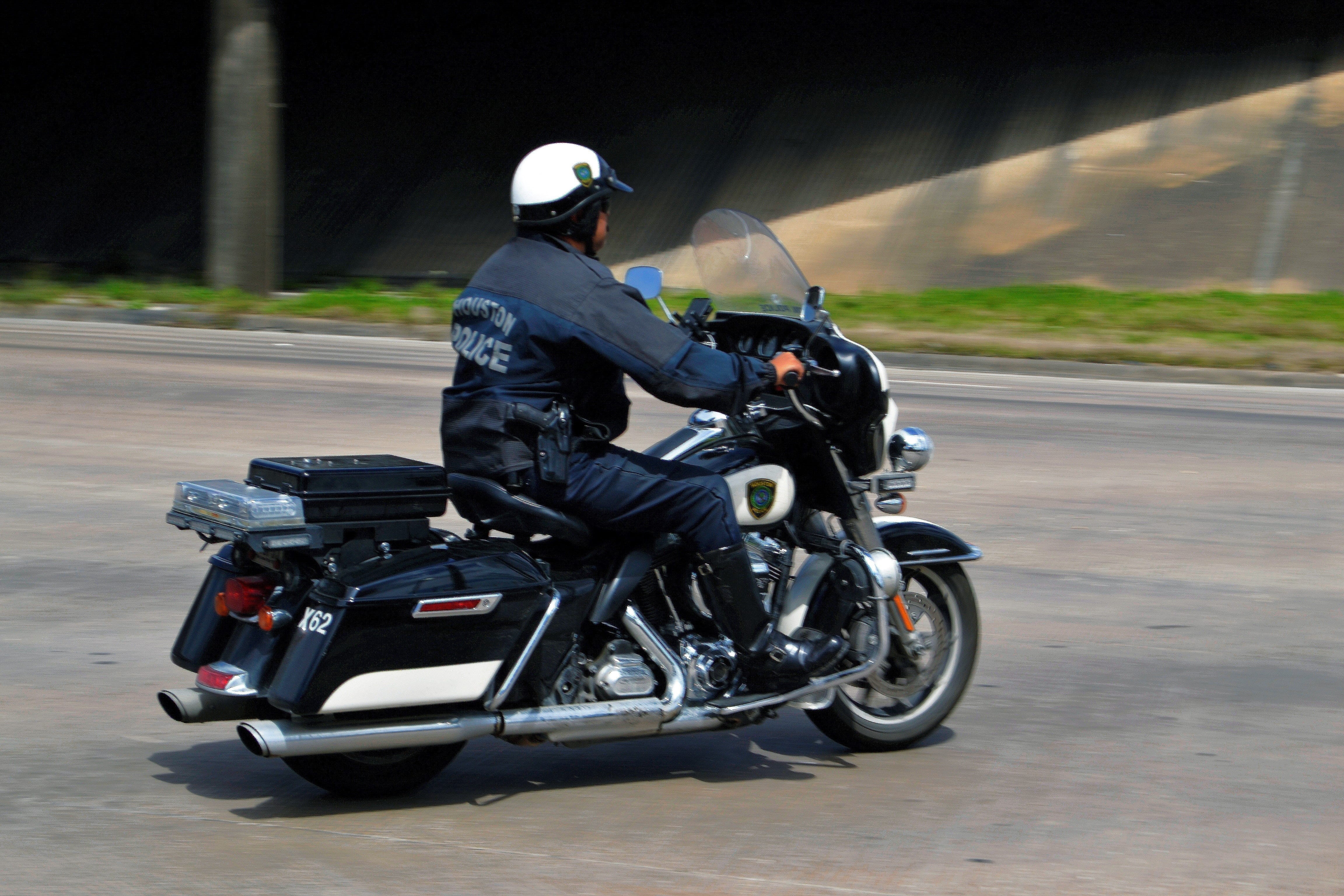 performance, healthy, acceleration, emergency, diesel, communication, grass, enforcement, driving, outdoors, headwear, helmet, move, turbo, illegal, ticket, HD Wallpaper