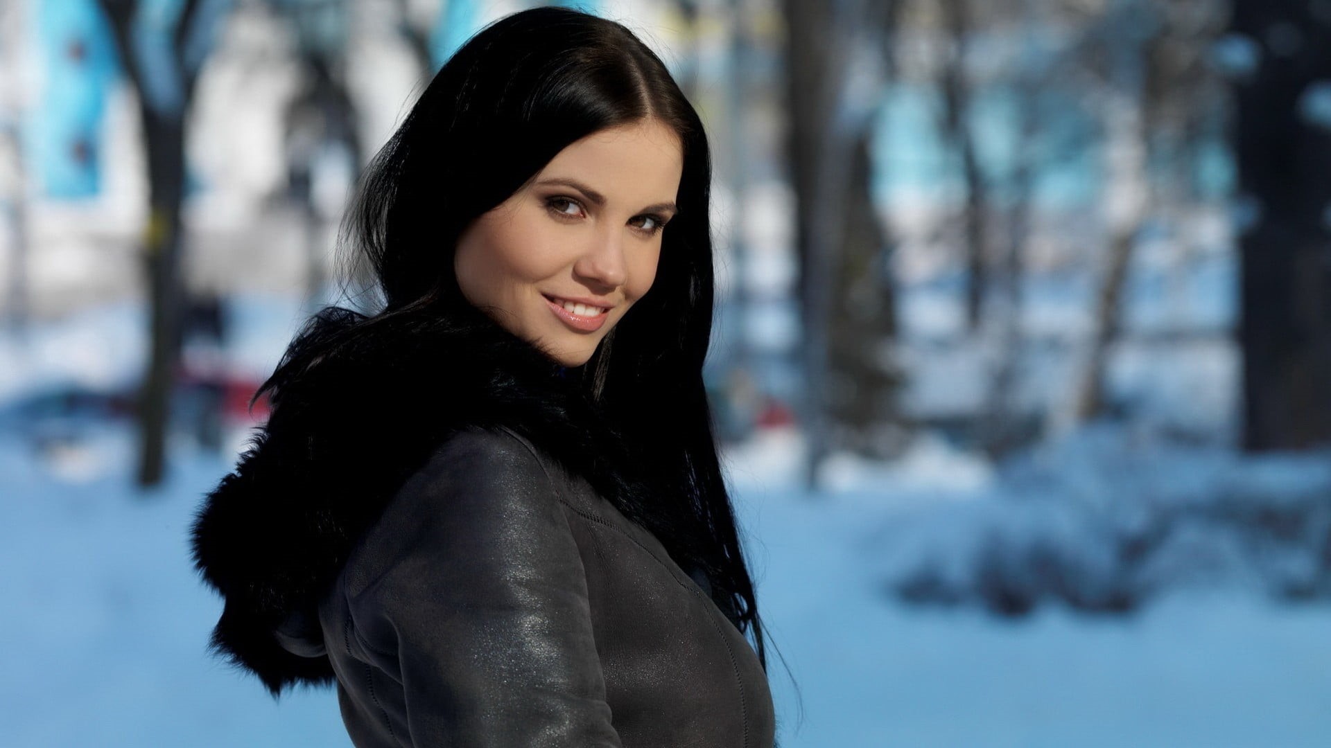 brunette, winter, one person, long hair, women, cold temperature, trees, model, brown eyes, warm clothing, beauty, looking at camera, adult, focus on foreground, HD Wallpaper
