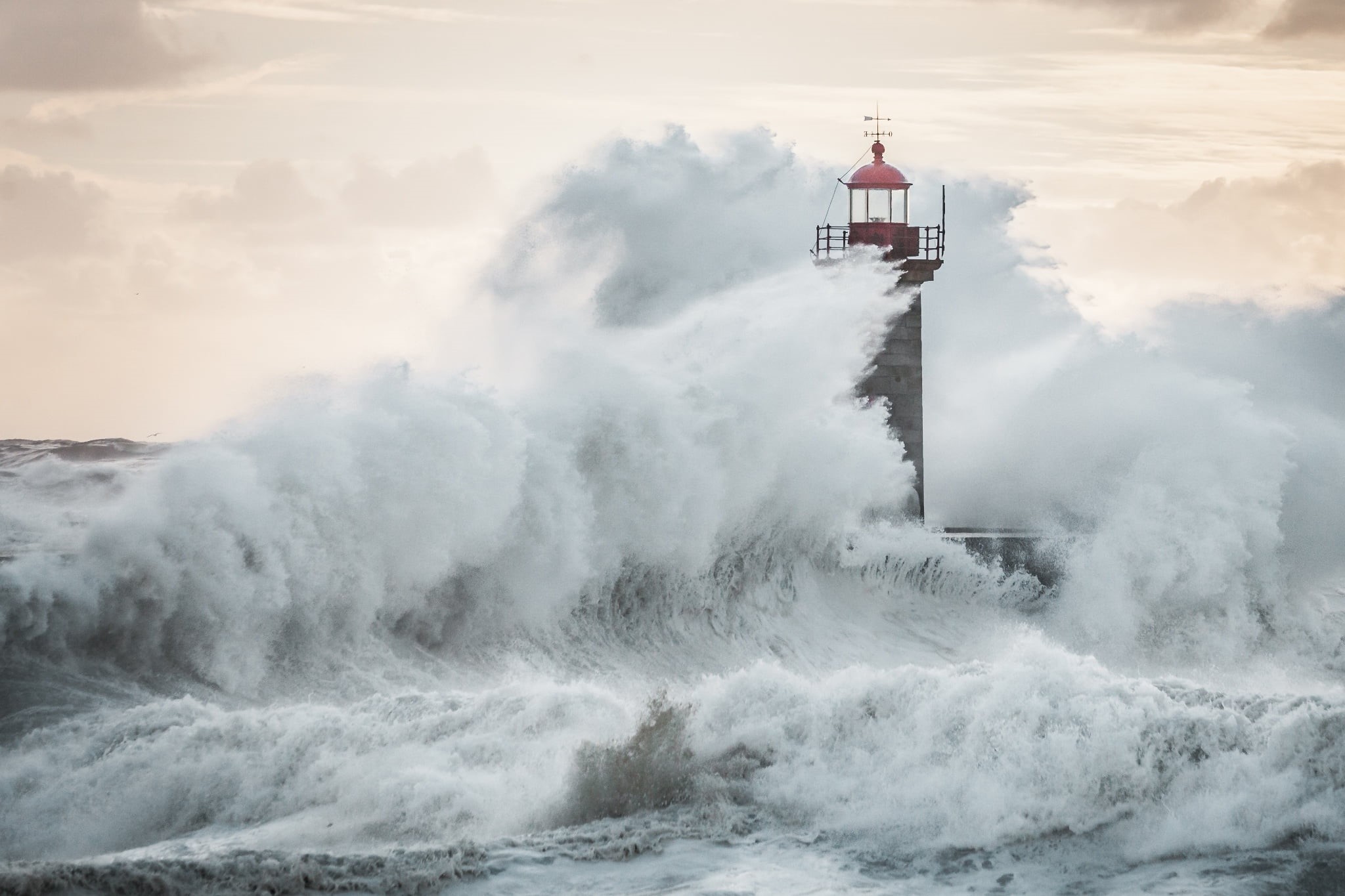 motion, danger, building exterior, guidance, outdoors, blue, architecture, portugal, beauty In Nature, scenics - nature, no People, tsunami, scenics, water, HD Wallpaper