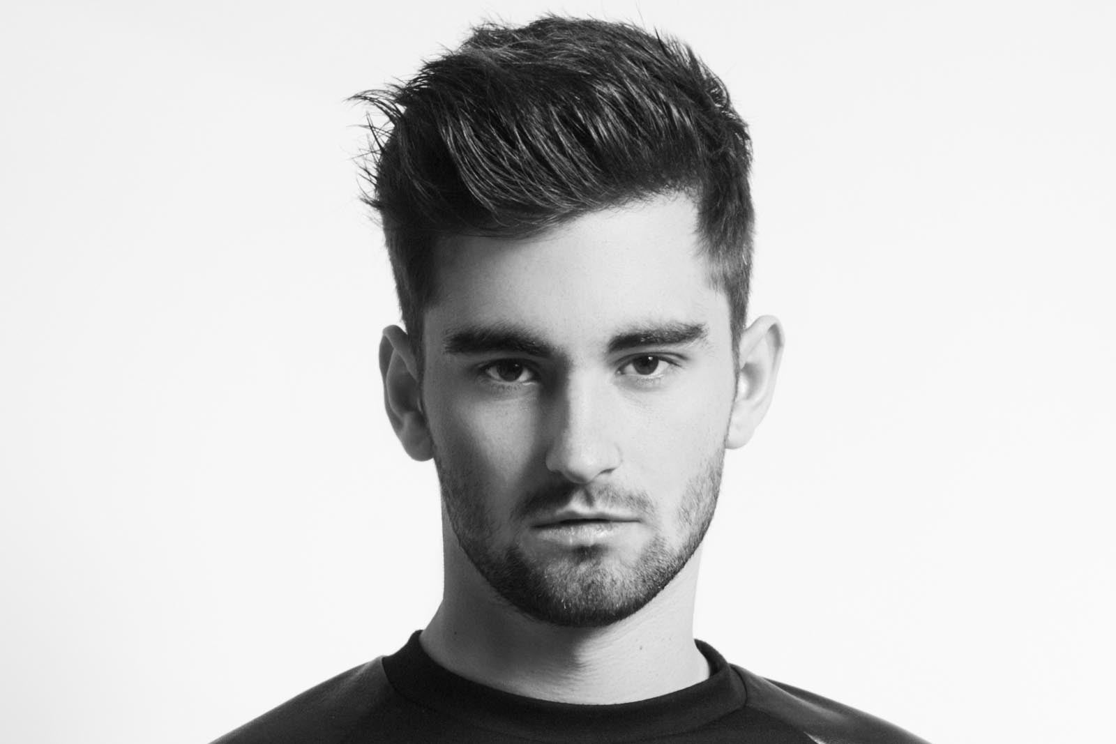 close-up, headshot, crew, shirt, front view, looking at camera, young men, spiky hair, black, handsome, music, serious, portrait, white background, 720P, HD Wallpaper