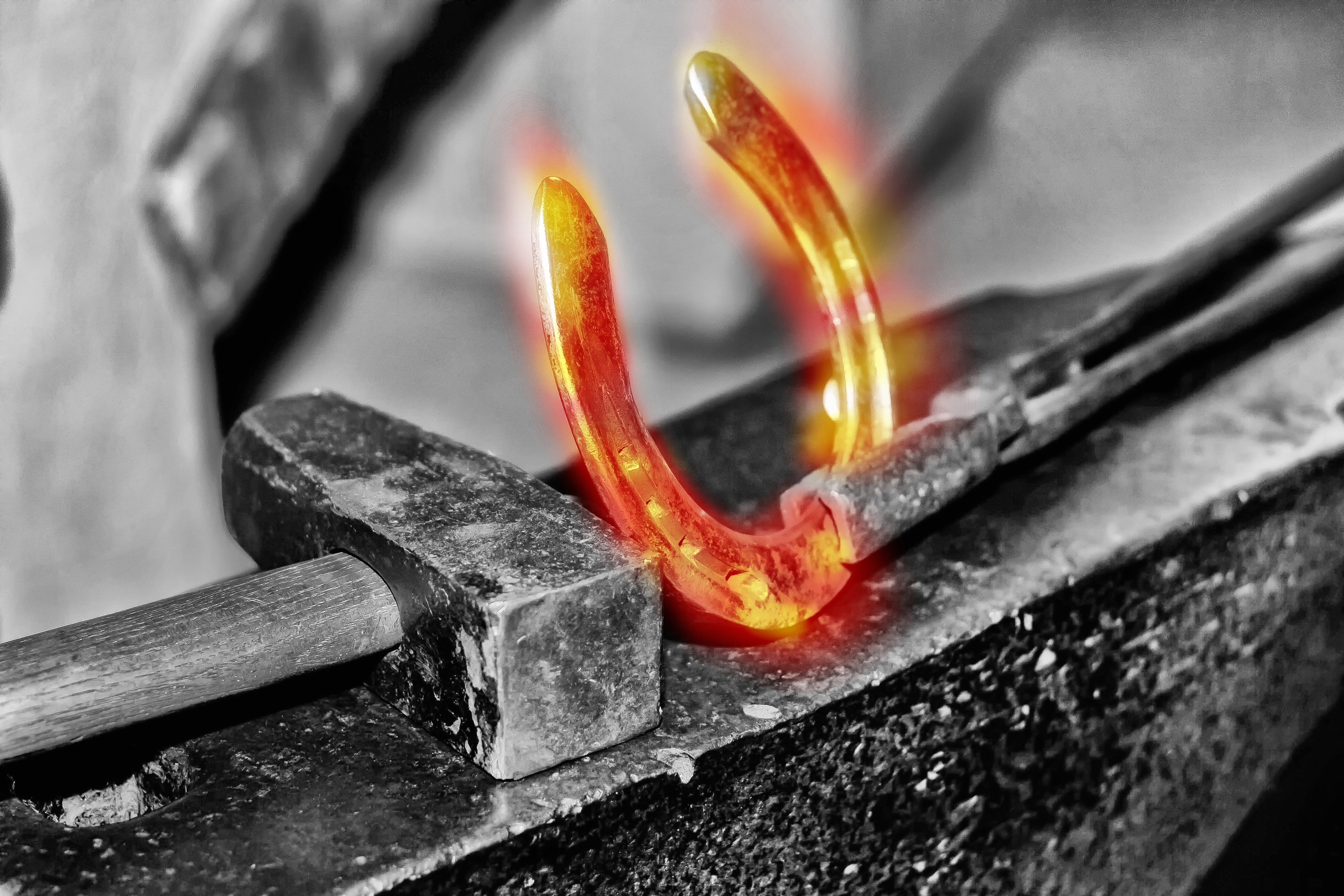forge, food, chili pepper, fire, hammer, nature, industry, deco, black color, no people, 4K, lucky charm, horses, color, food and drink, work tool, on the wall, HD Wallpaper