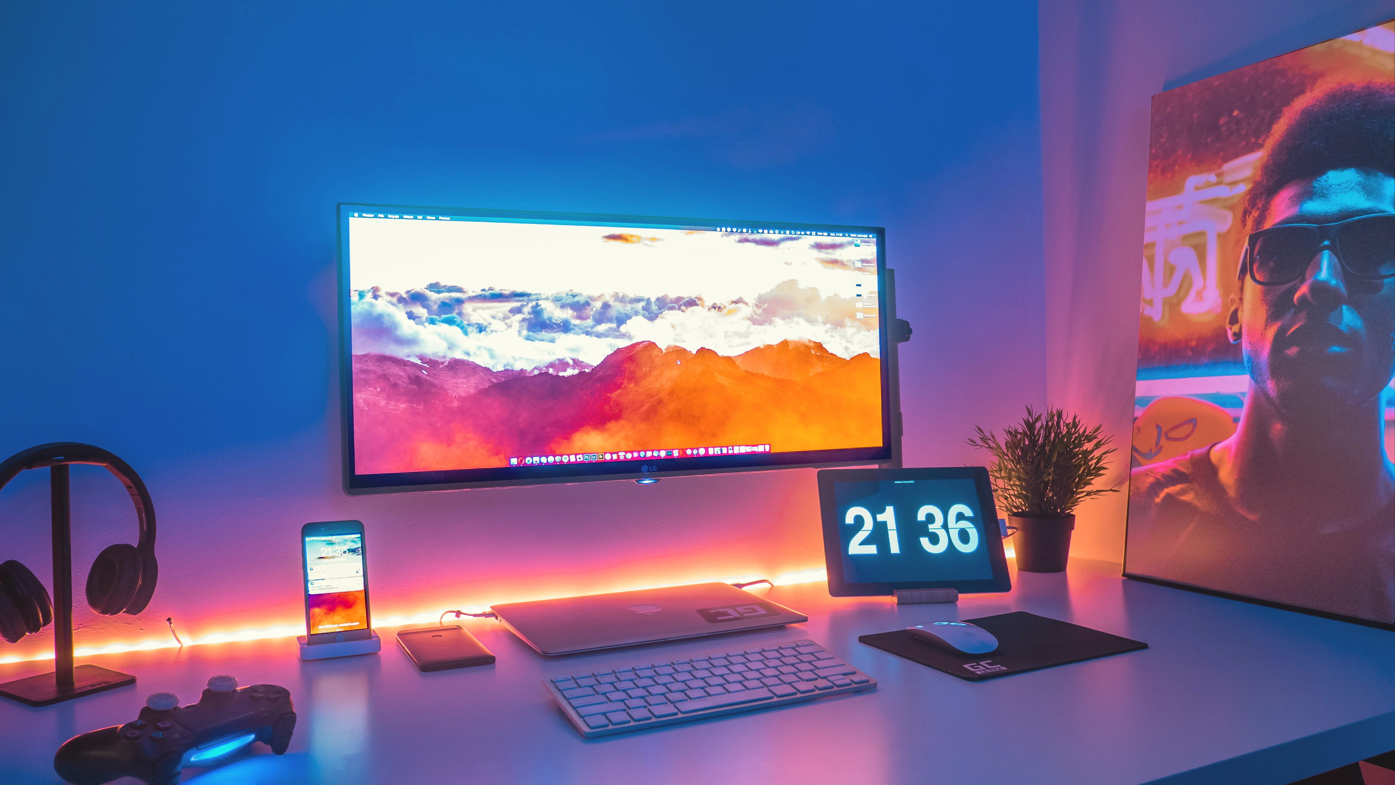 desktop, near, watching, no people, digital composite, laptop, computer equipment, wall, desk, office, business, laptops, apple, computer monitor, furniture, HD Wallpaper