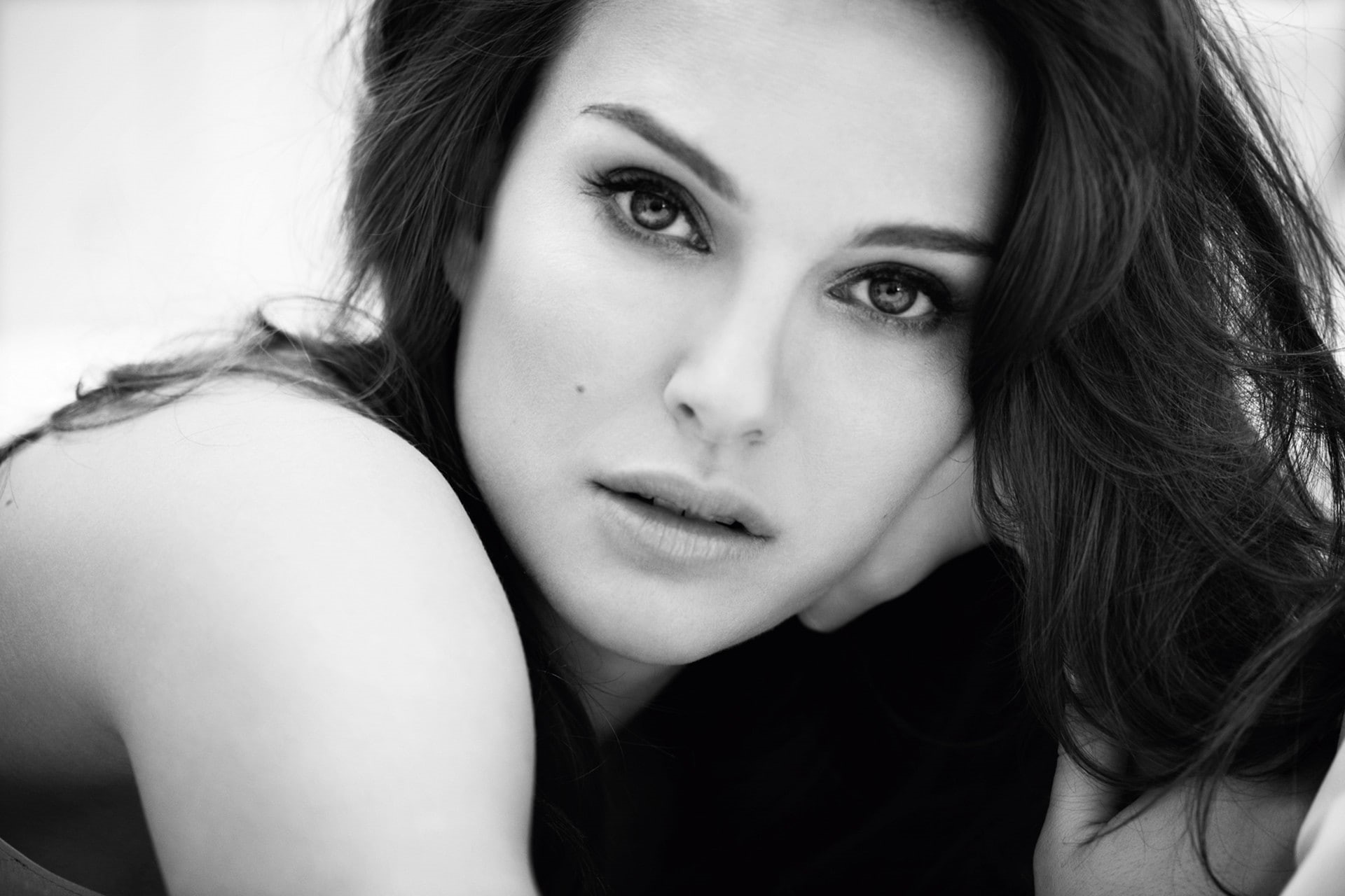 face, Natalie Portman, 1080P, women, actress, brunette, long hair, monochrome, eyes, looking at viewer, HD Wallpaper