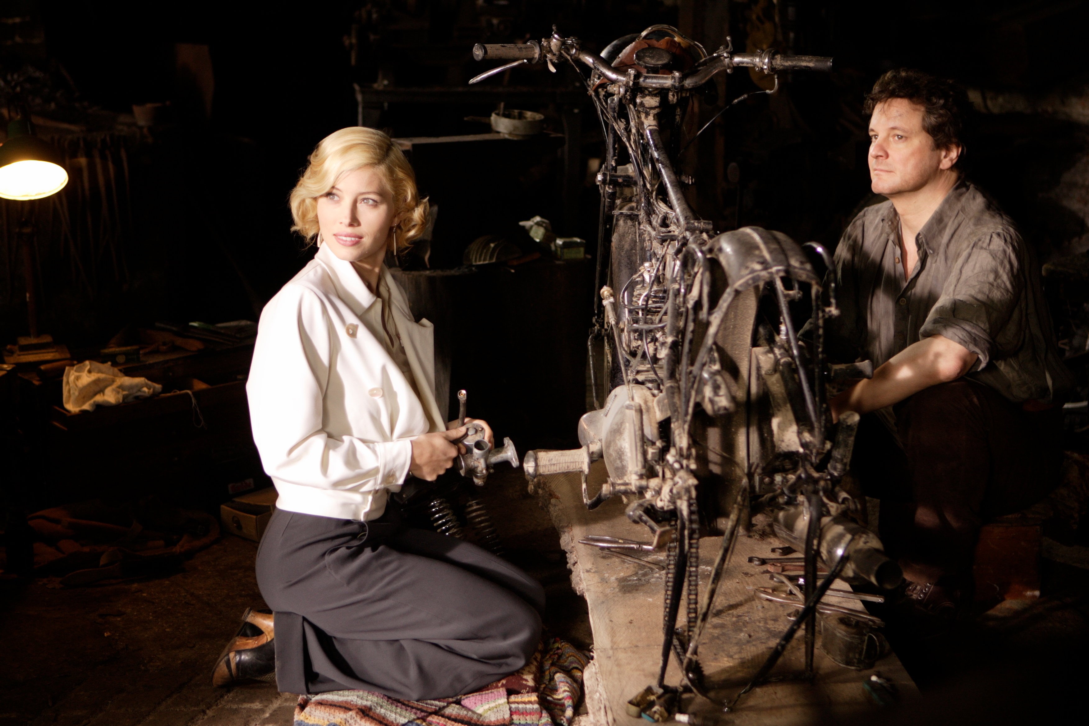 Jessica Biel, Colin Firth, motobike, 2K, Easy Virtue, HD Wallpaper