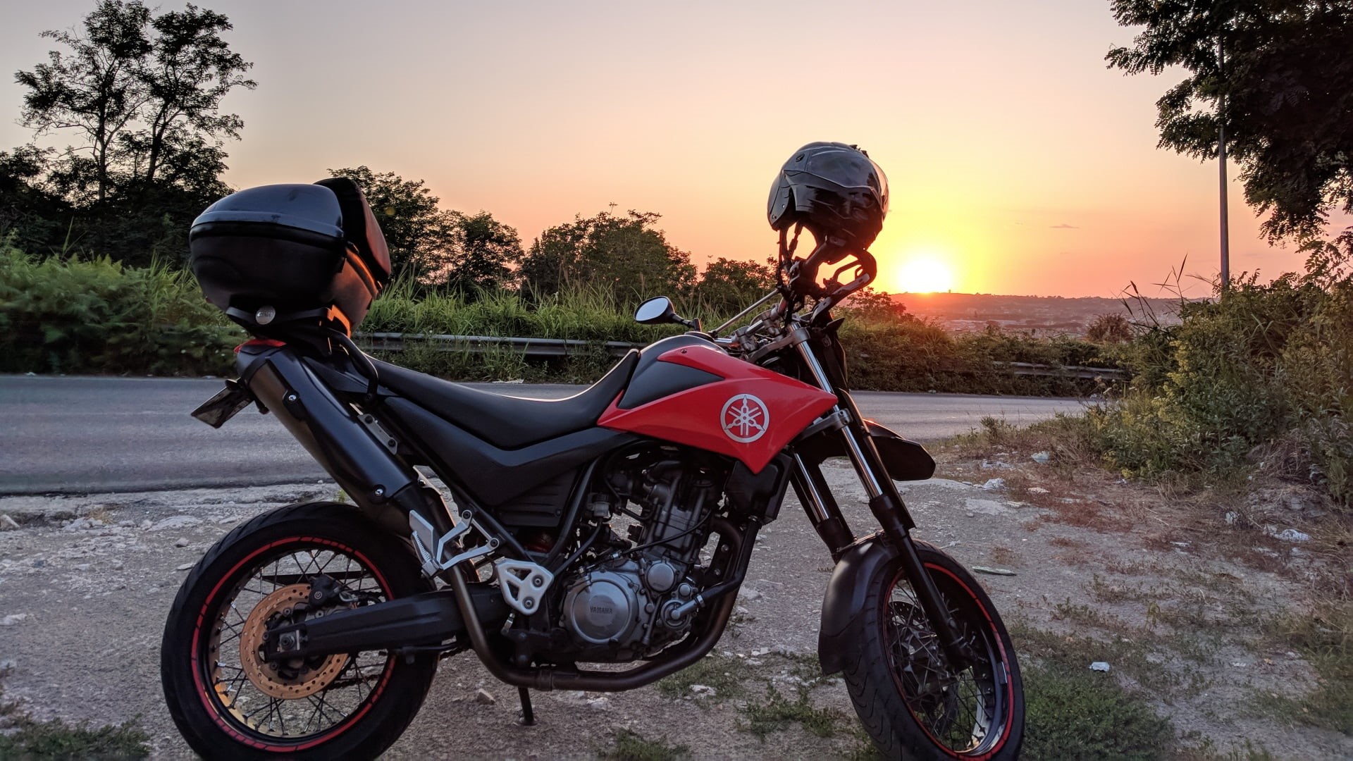 1080P, yamaha xt660x, motobike, Caberg, xt660, red, sunset, Yamaha, HD Wallpaper