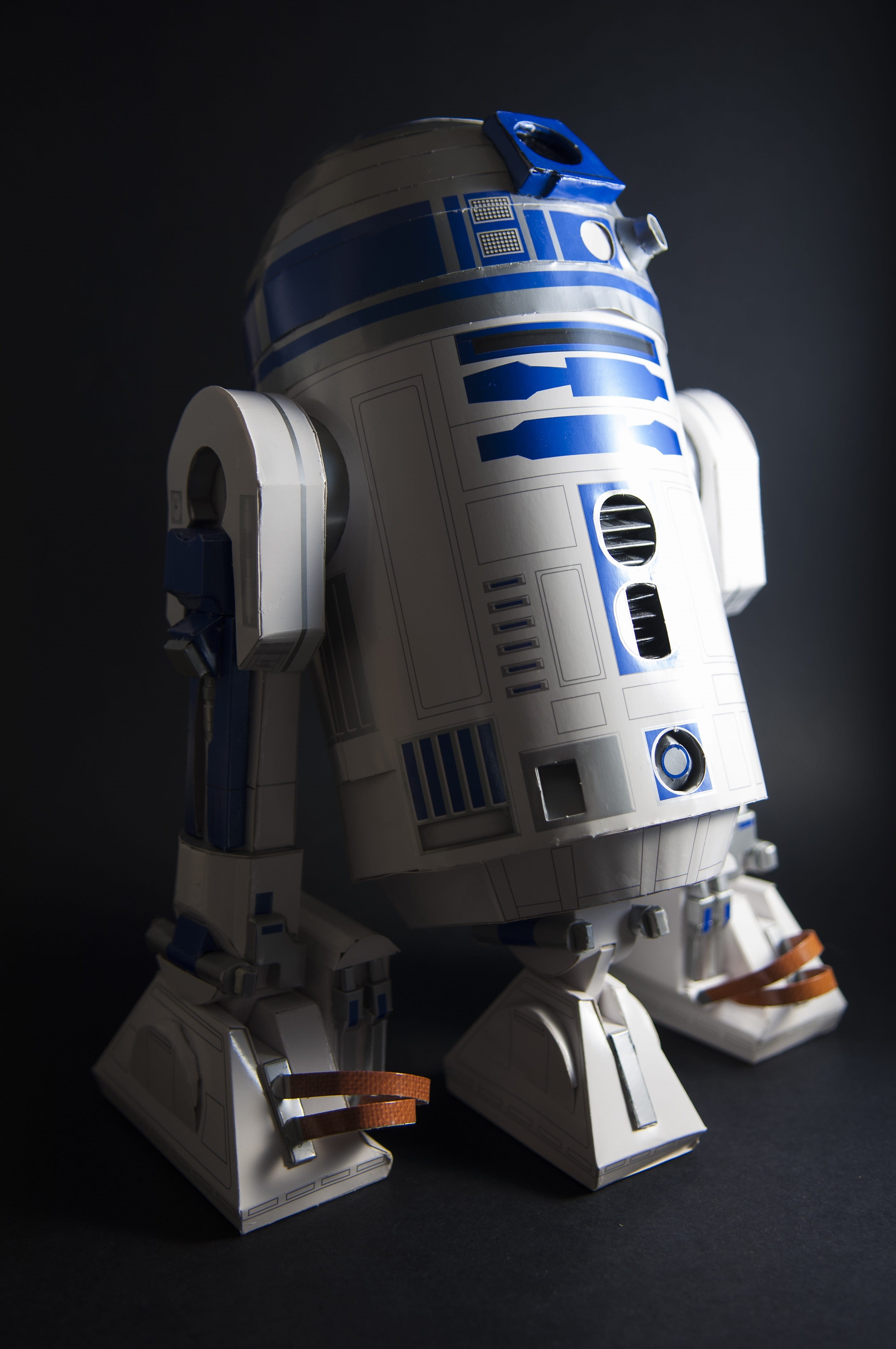 x wing, skywalker, solo, still life, model, technology, studio shot, darth, craft, illuminated, number, travel, 4K, kit, tie, pepakura, star, single object, Phone HD Wallpaper