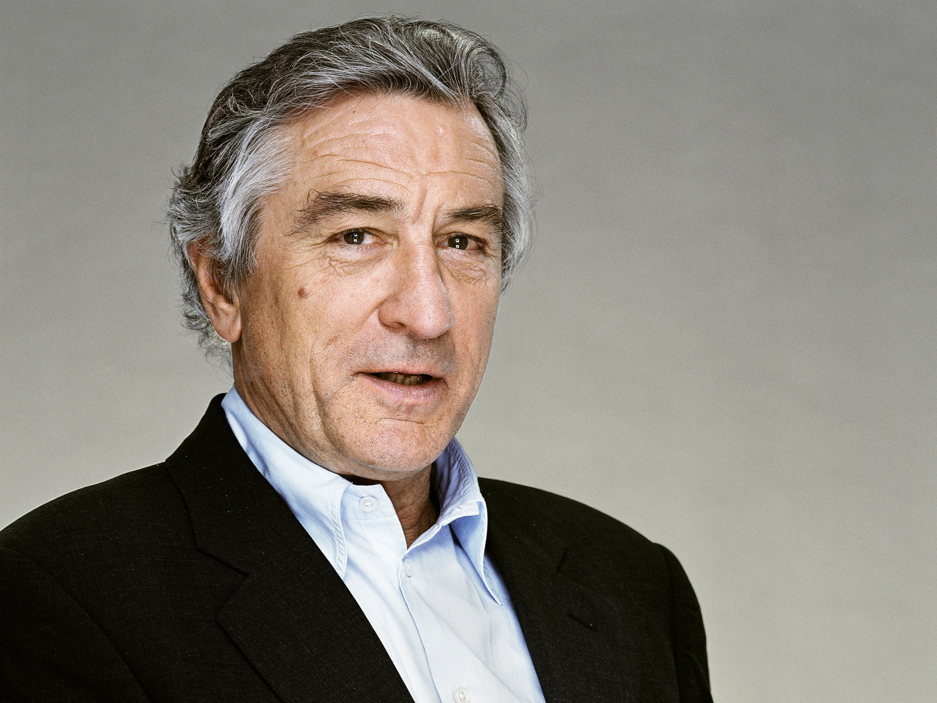 mature Adult, senior Men, one Mature Man Only, aging Process, actor, only Men, manager, smiling, close-up, studio Shot, looking At Camera, robert, confidence, HD Wallpaper