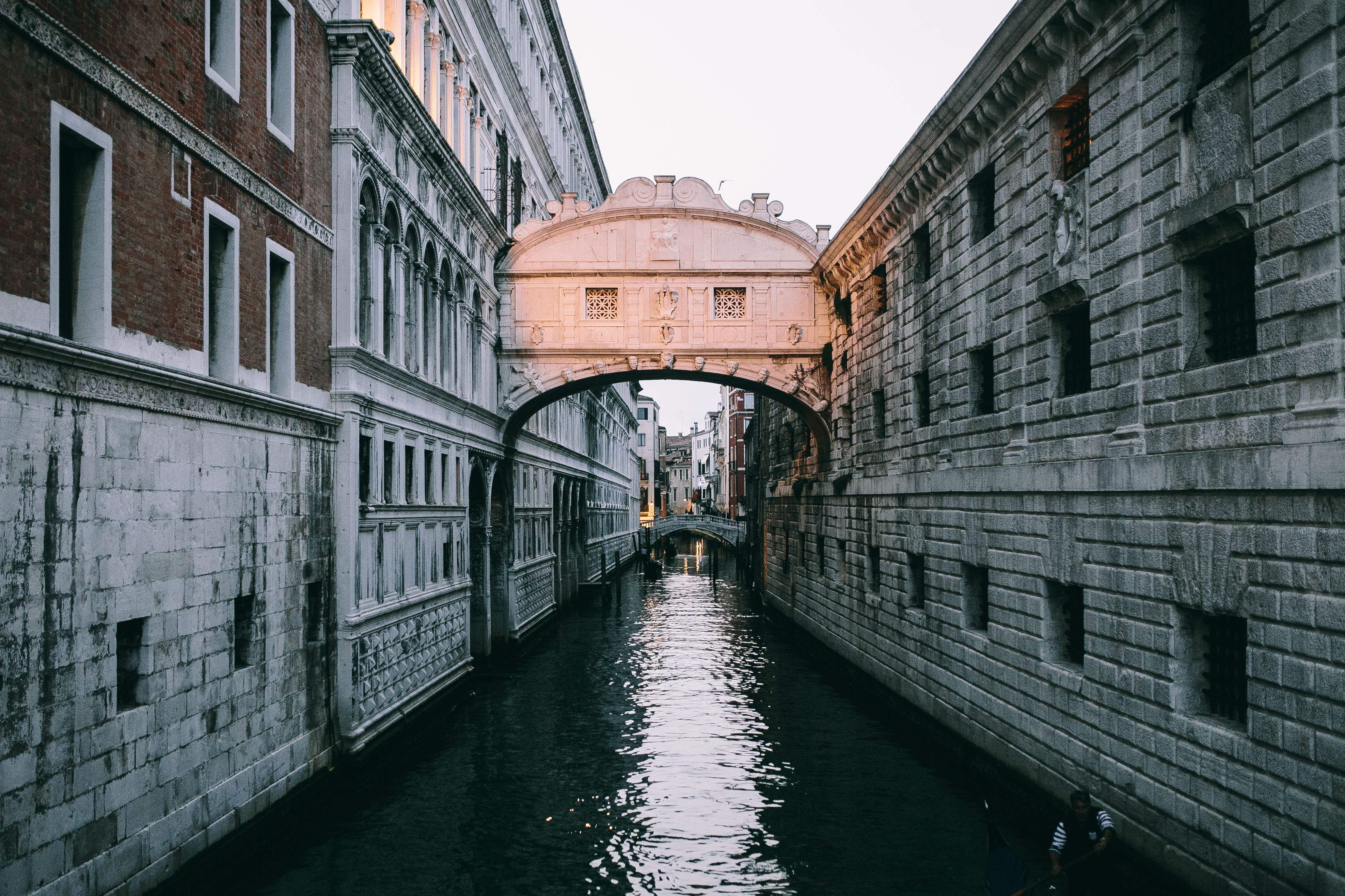 veneto, water, old houses, buildings, river, transportation, italian Culture, history, Italy, outdoors, sky, building, no people, nature, arch, Venice, HD Wallpaper