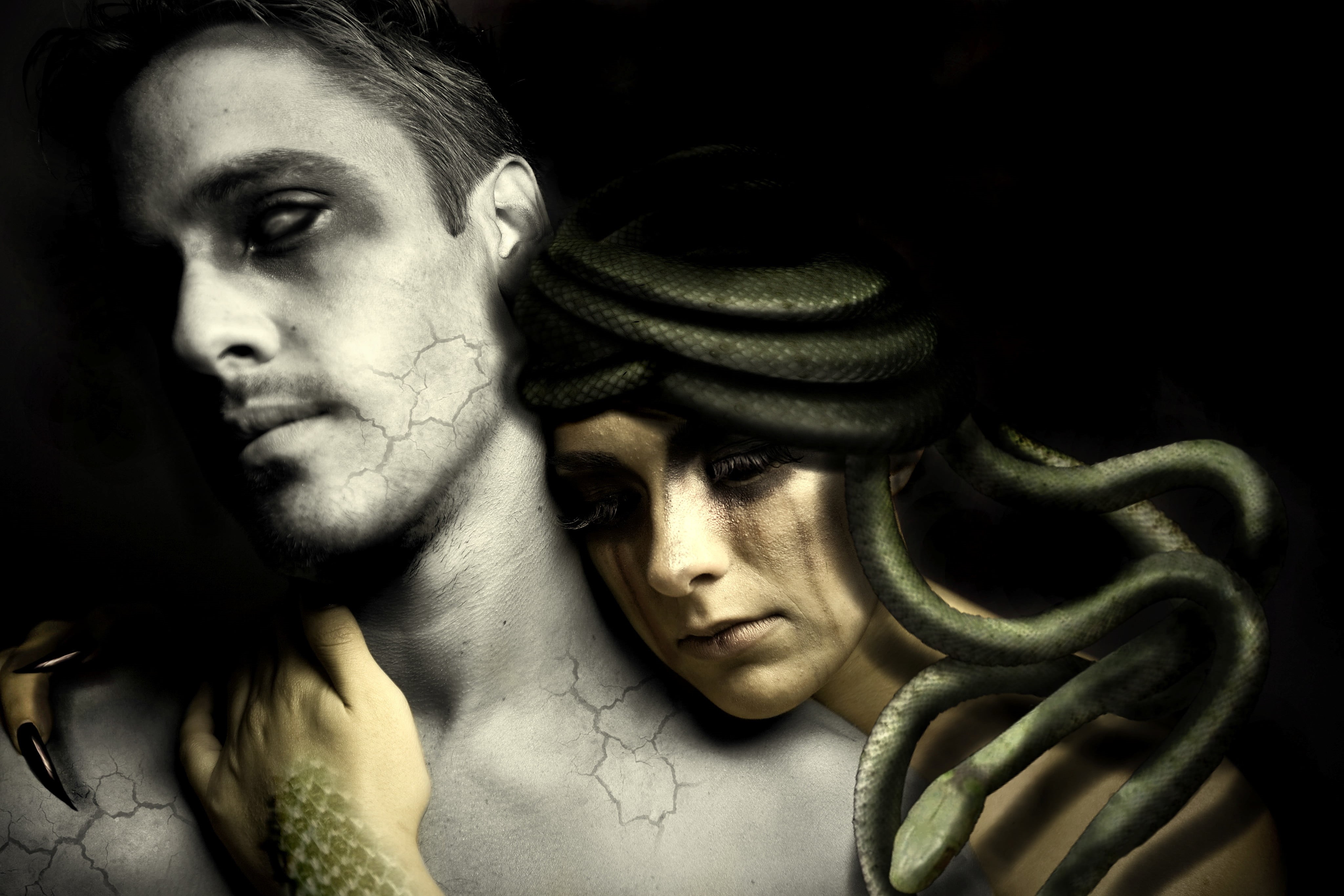 fiction, young men, indoors, men, 4K, couple - relationship, stone, snakes, two people, heterosexual couple, emotion, young couple, guy, headshot, black background, HD Wallpaper