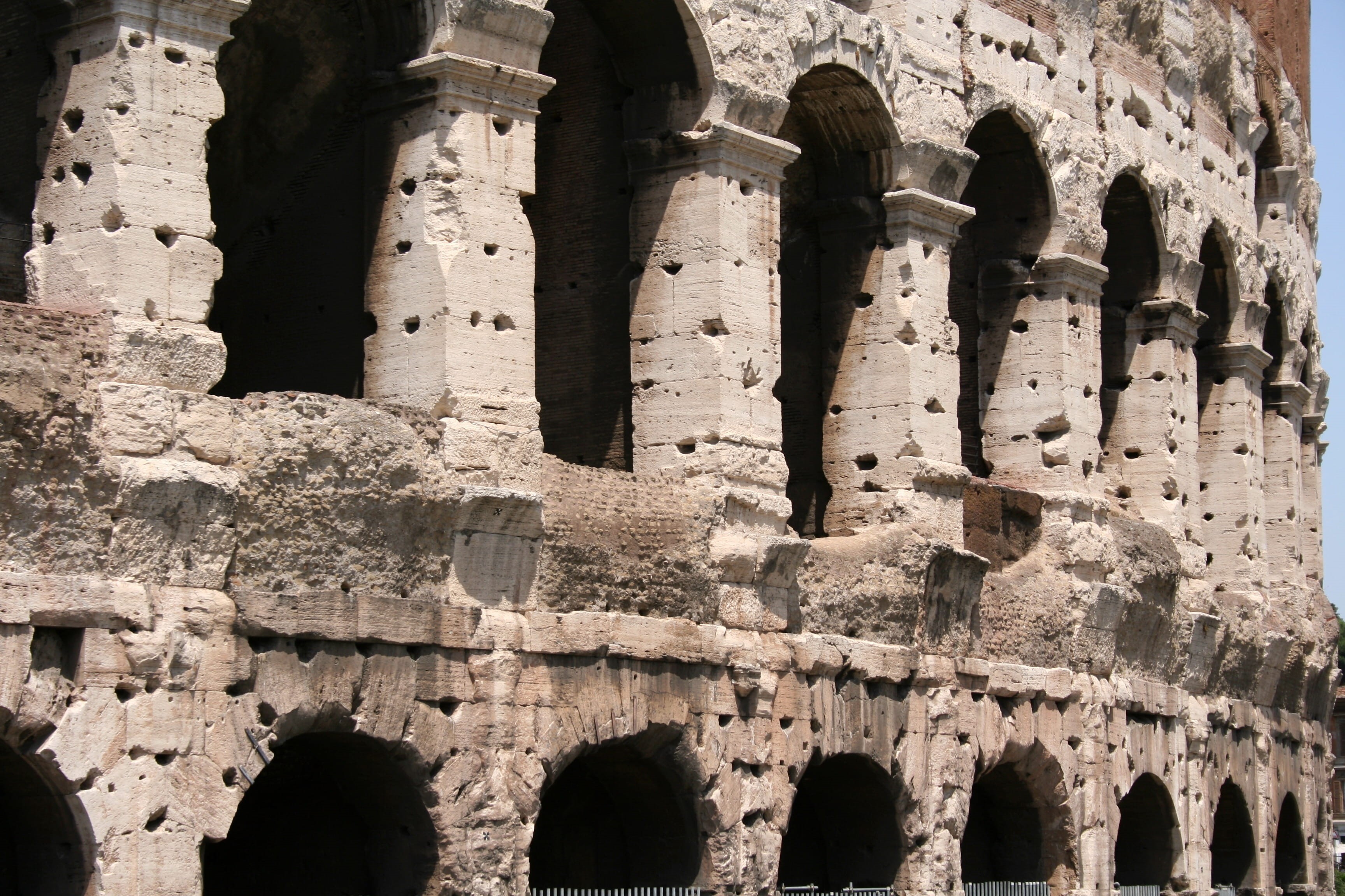 architectural column, place of worship, historic, ancient, belief, building, caesar, outdoors, historical, building exterior, europe, gladiators, religion, HD Wallpaper