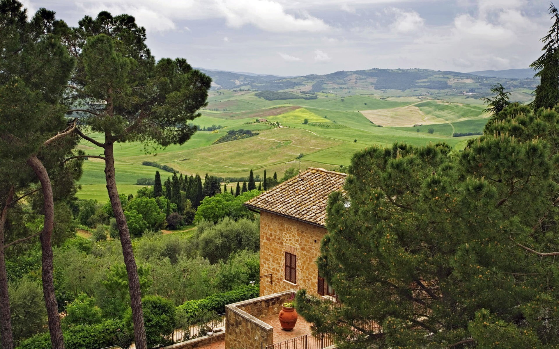 1080P, tranquil scene, Tuscany, landscape, architecture, plants, house, tree, brown, no people, growth, nature, environment, outdoors, wooden, grass, tranquility, HD Wallpaper